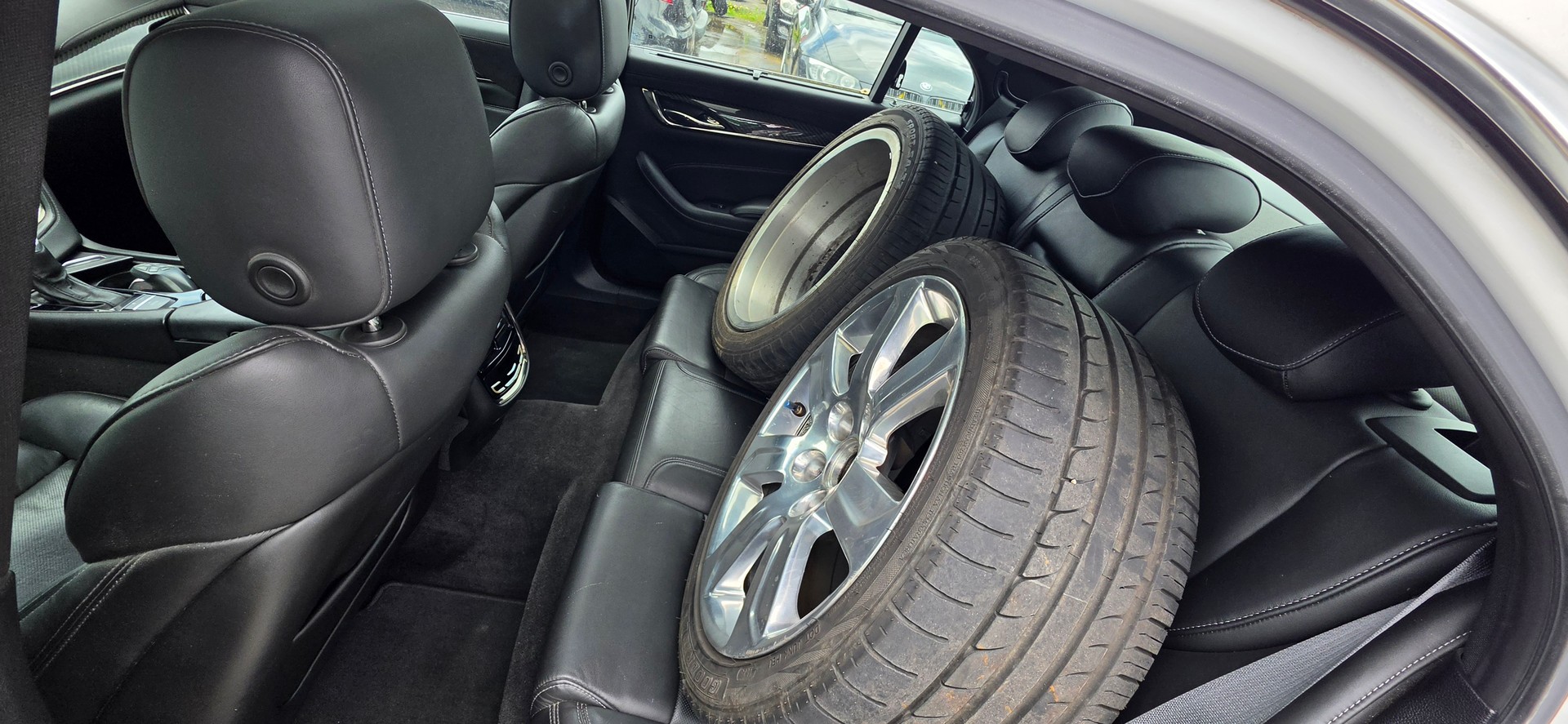 CADILLAC CTS Sedan 2.0 Turbo AWD Elegance Automatic-image-7