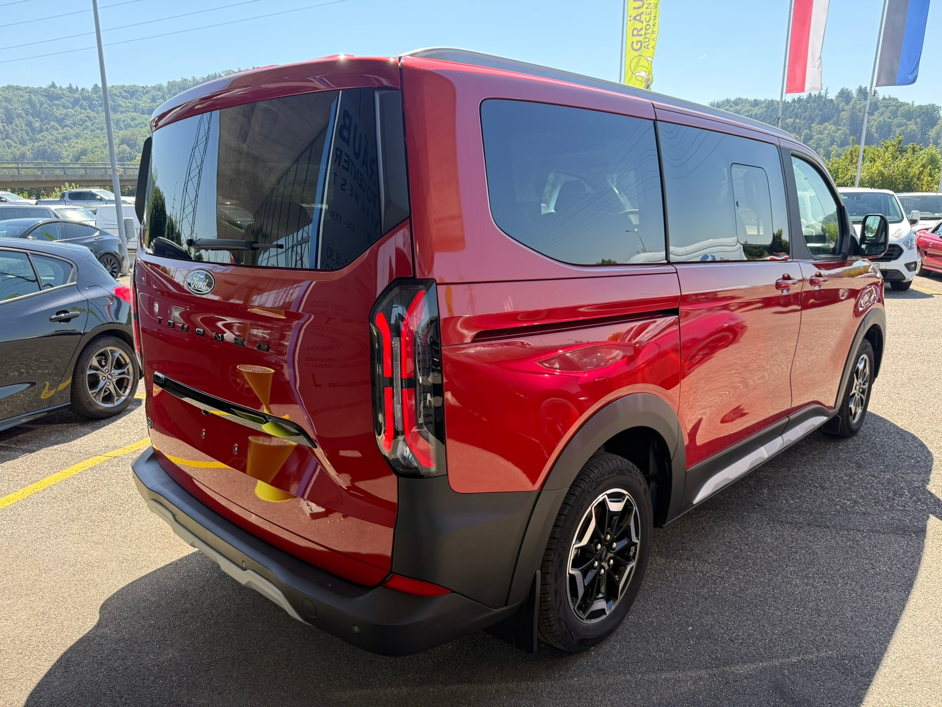 FORD Tourneo Bus 340 L1H1 65kWh Active - Spezialpreis NUR GÜLTIG MIT FORD VERSICHERUNG!-image-5