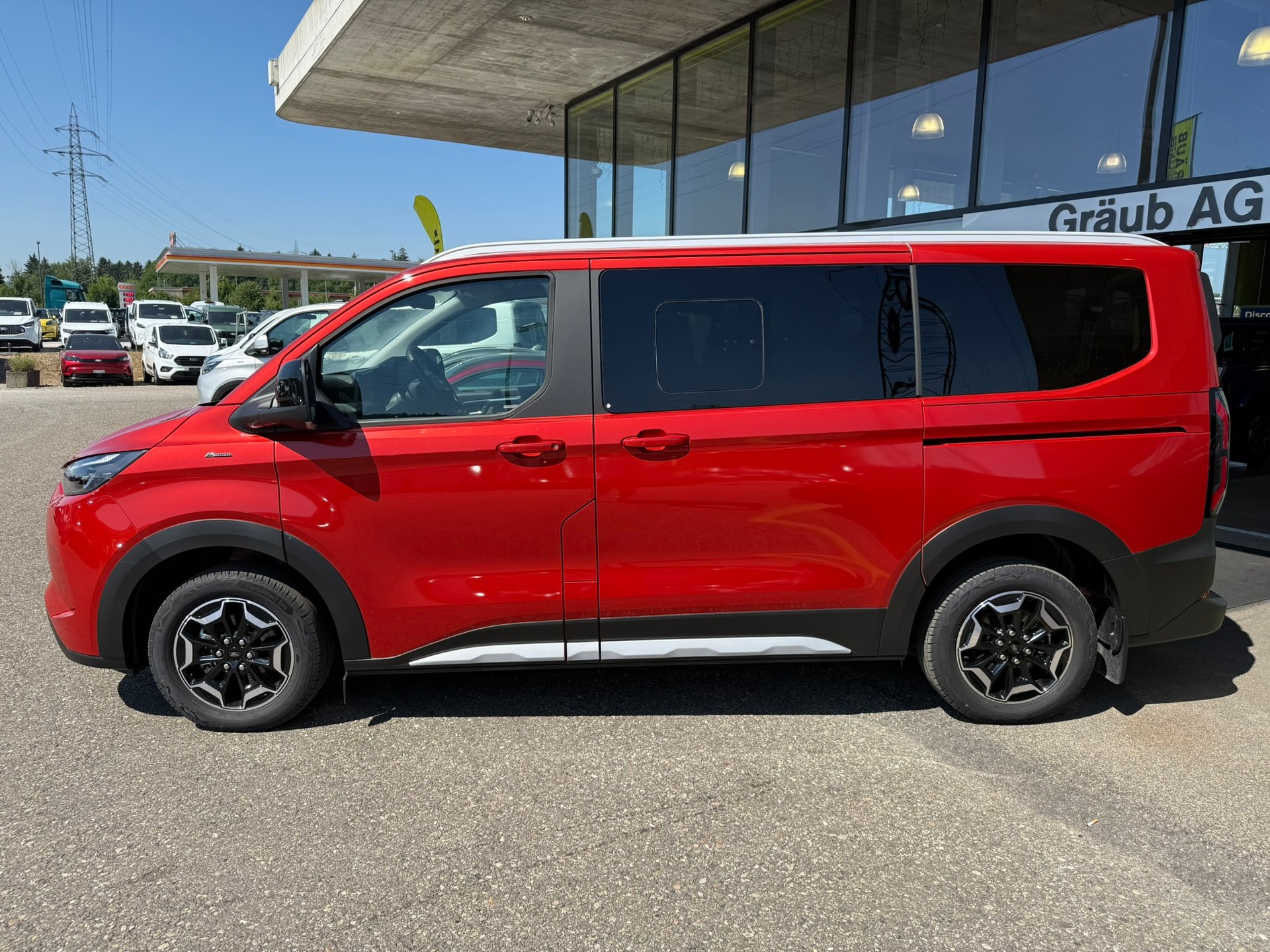 FORD Tourneo Bus 340 L1H1 65kWh Active - Spezialpreis NUR GÜLTIG MIT FORD VERSICHERUNG!-image-3