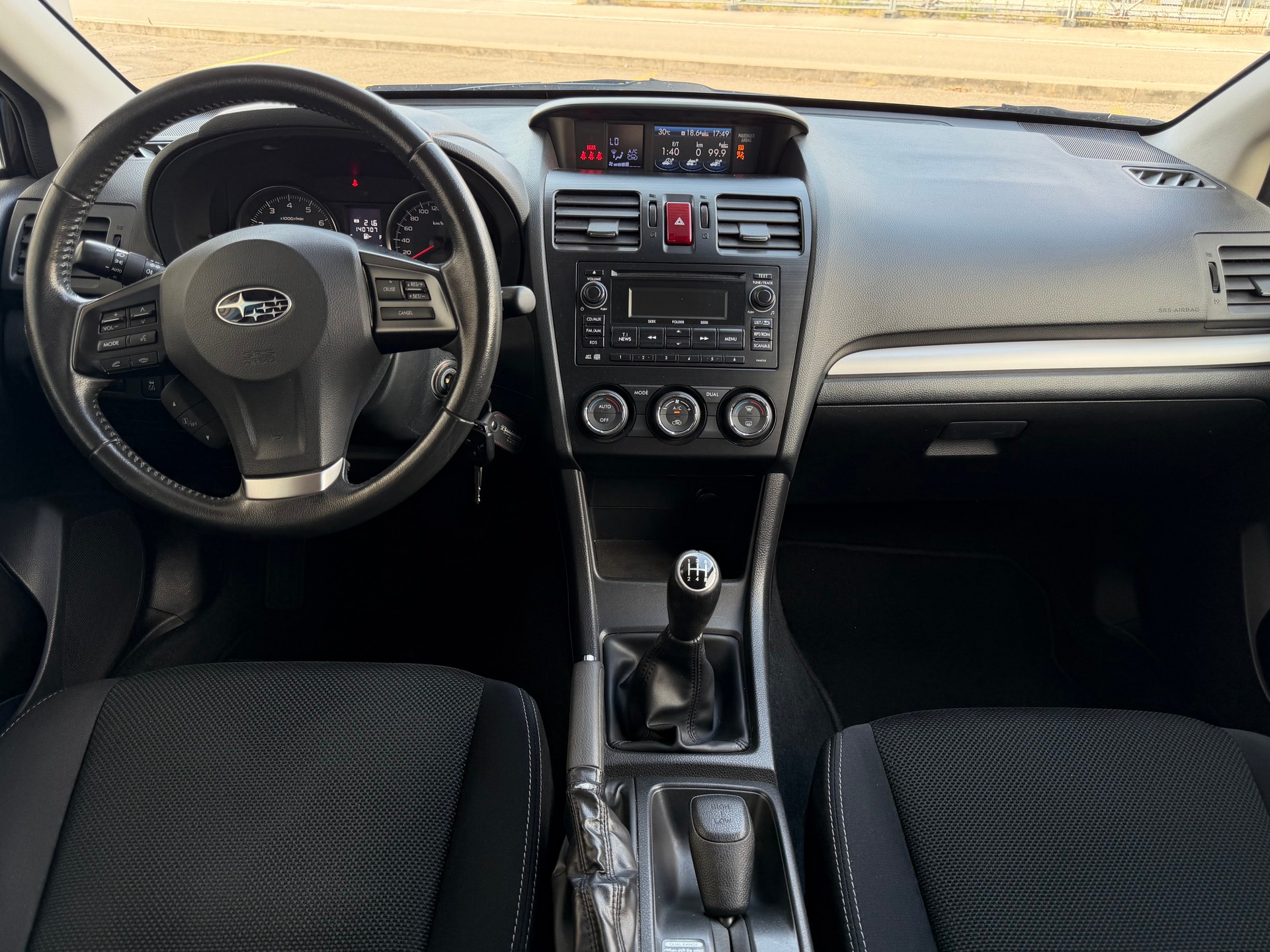 SUBARU XV 1.6 Swiss Two-image-4