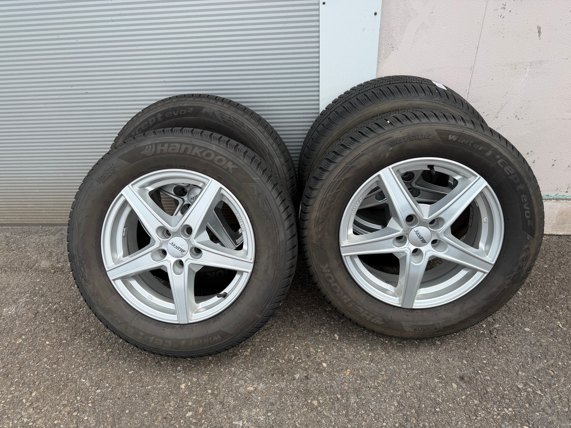 SUBARU XV 1.6 Swiss Two-image-10
