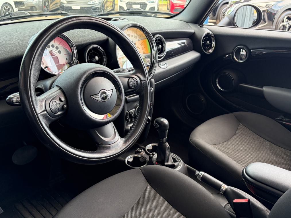 MINI Cooper Cabriolet Steptronic-image-4