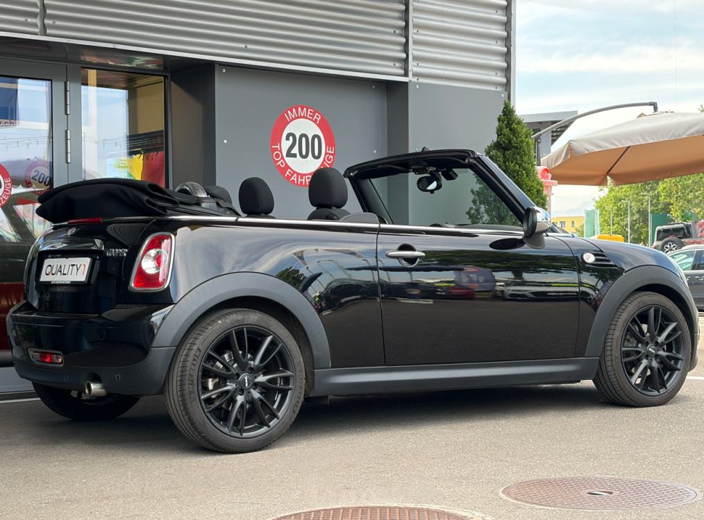 MINI Cooper Cabriolet Steptronic-image-2