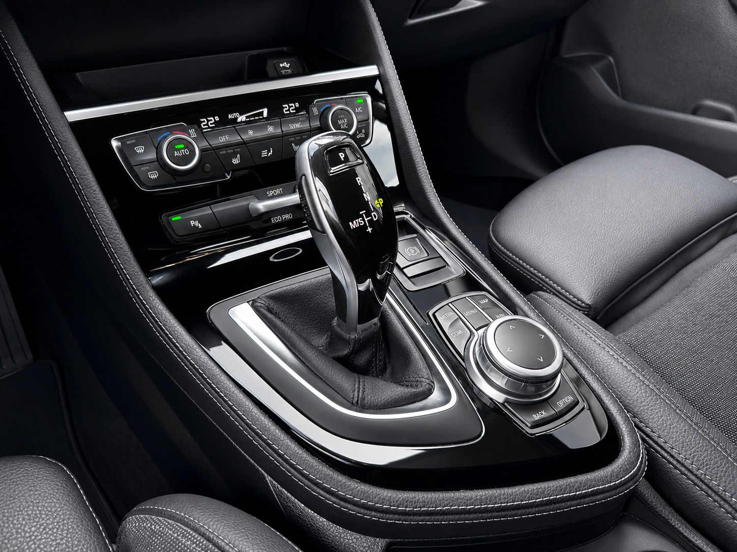 BMW 218d xDrive Gran Tourer CH FAHRZEUG-image-18