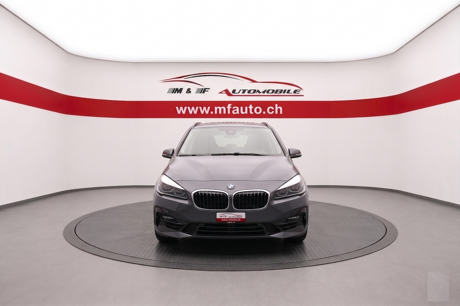 BMW 218d xDrive Gran Tourer CH FAHRZEUG-image-2