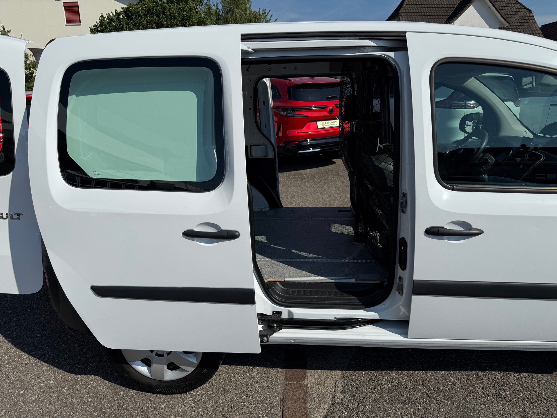 RENAULT Kangoo Medium dCi 95 ENERGY Business-image-12