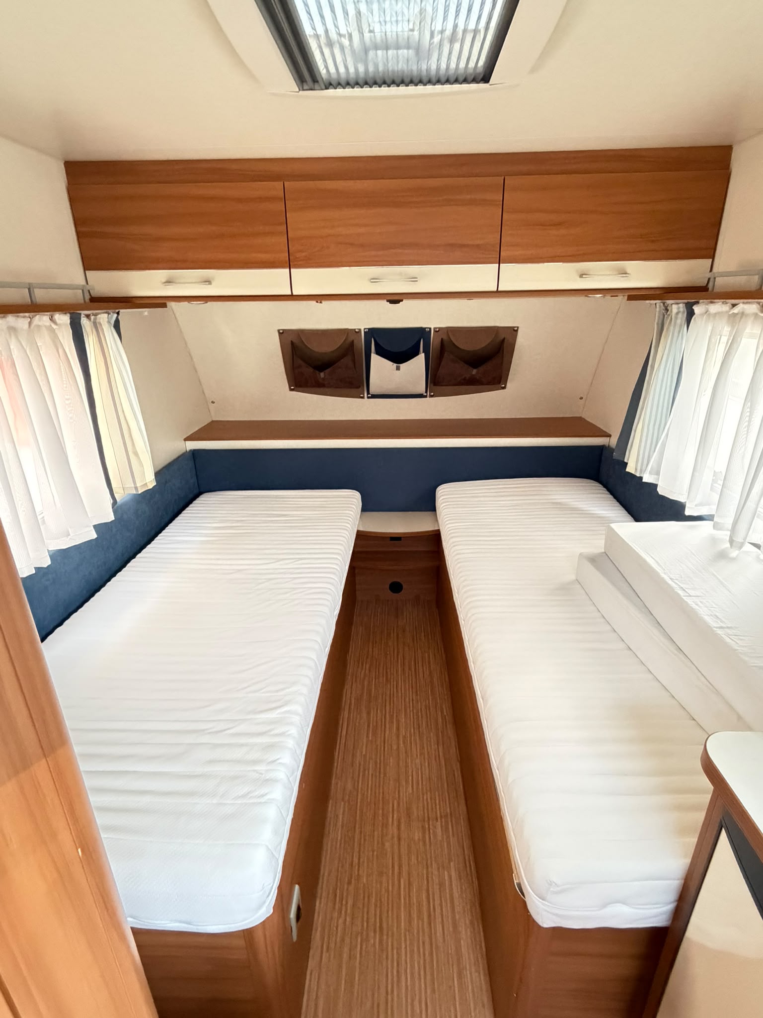 WEINSBERG CaraOne 480 EU – Frisch ab MFK & Gasprüfung – Mover – Markise – Einze-image-7