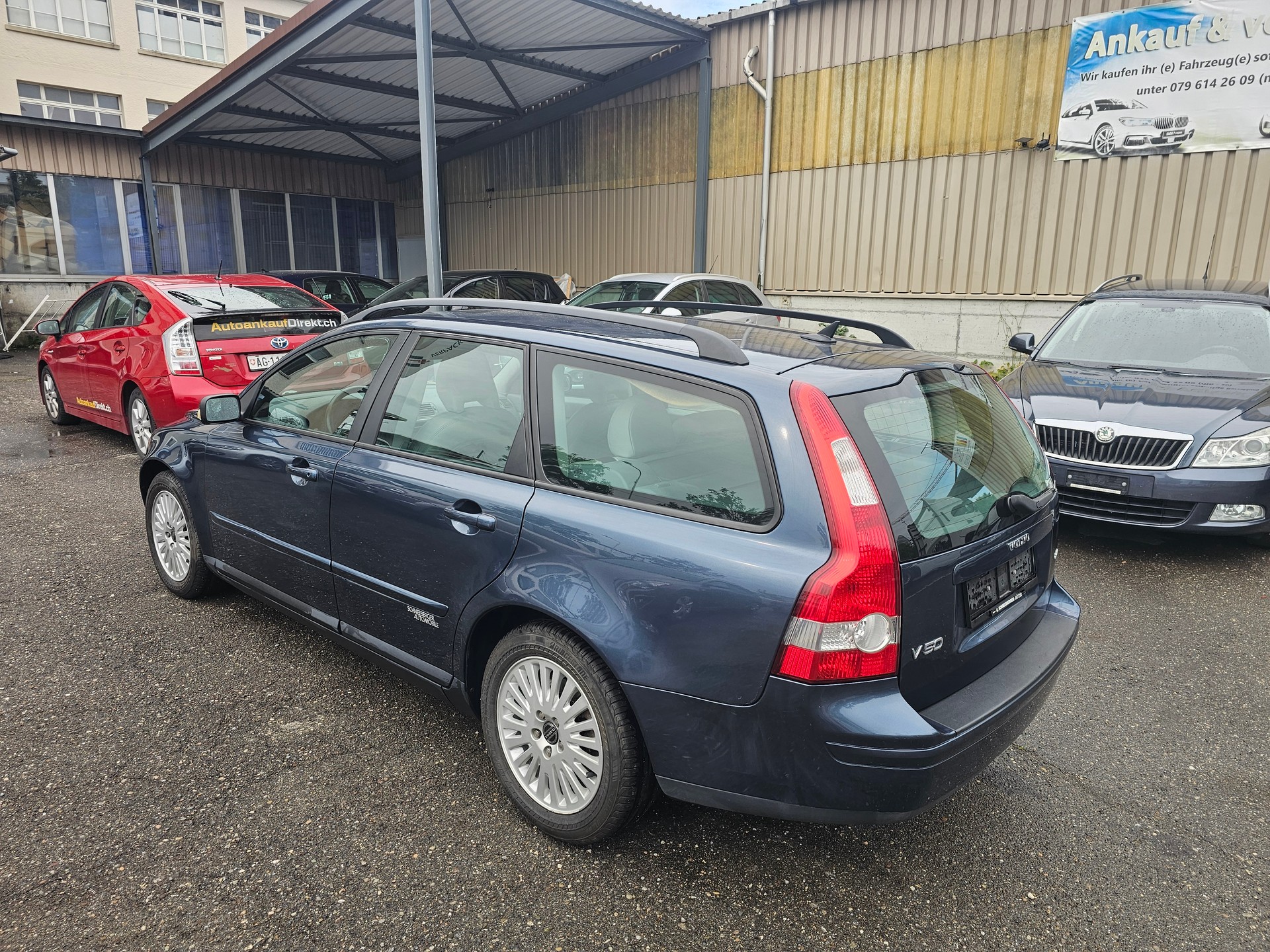 VOLVO V50 2.4I Momentum-image-5