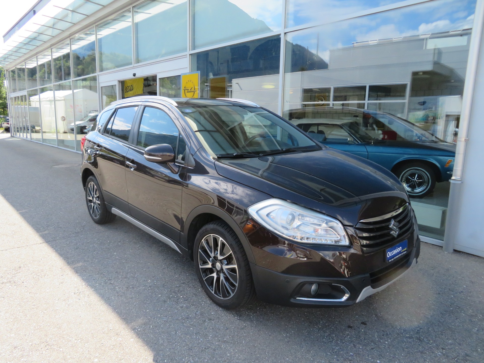 SUZUKI SX4 S-Cross 1.6 16V Compact Top 4WD-image-4