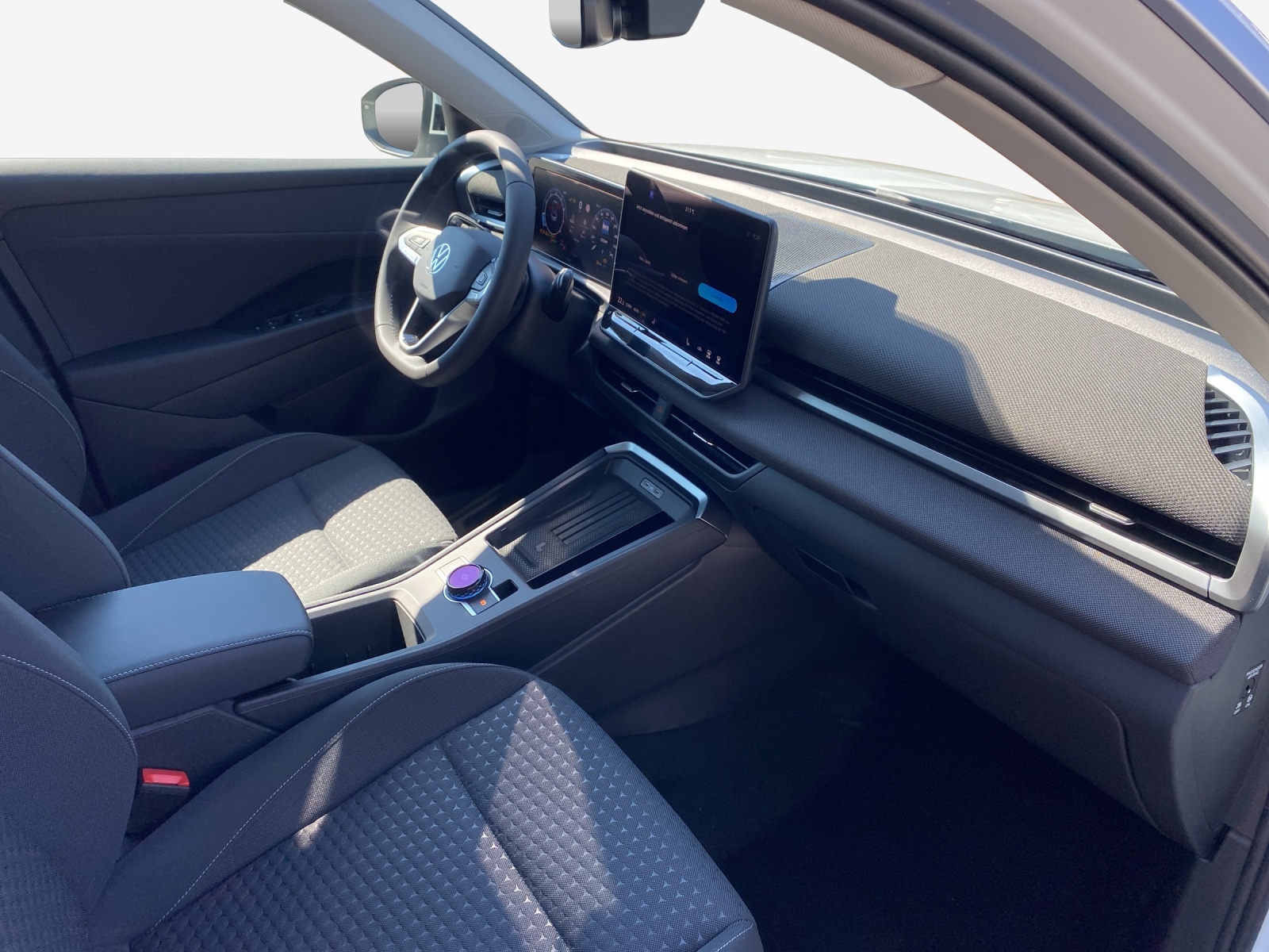 VW T-Roc 1.5 eTSI mHEV Life DSG-image-13