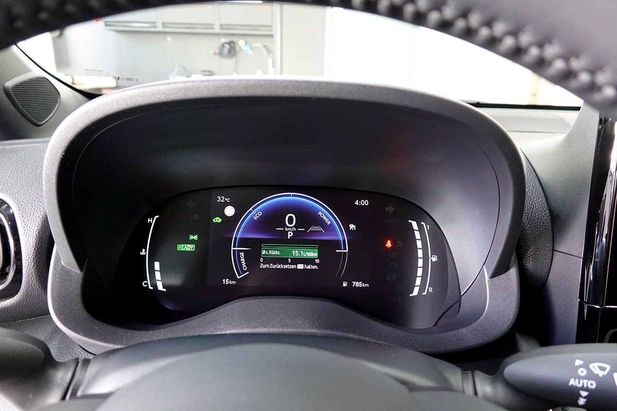 TOYOTA Yaris Cross 1.5 Trend e-CVT 130PS-image-13