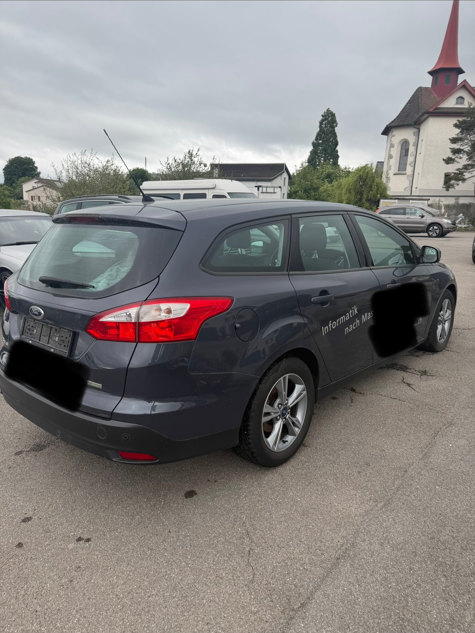 FORD Focus 1.0 SCTi Trend-image-1
