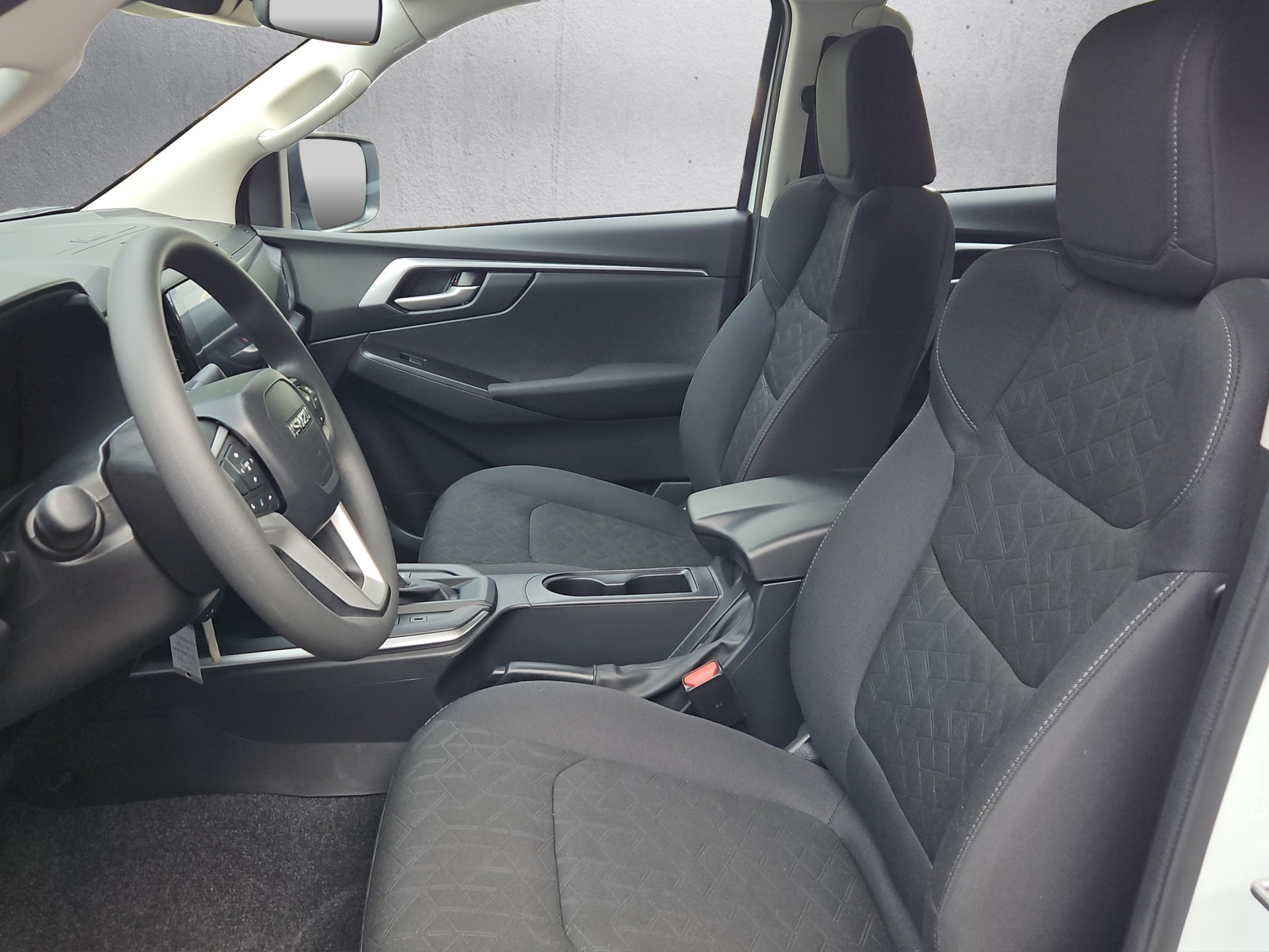 ISUZU D-MAX 1.9 CrewCab N60BB+ 4x4 - Alu-Brücke-image-8