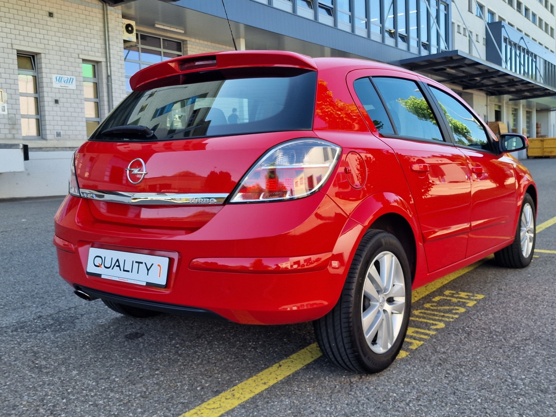 OPEL Astra 1.6i 16V Turbo Sport-image-4
