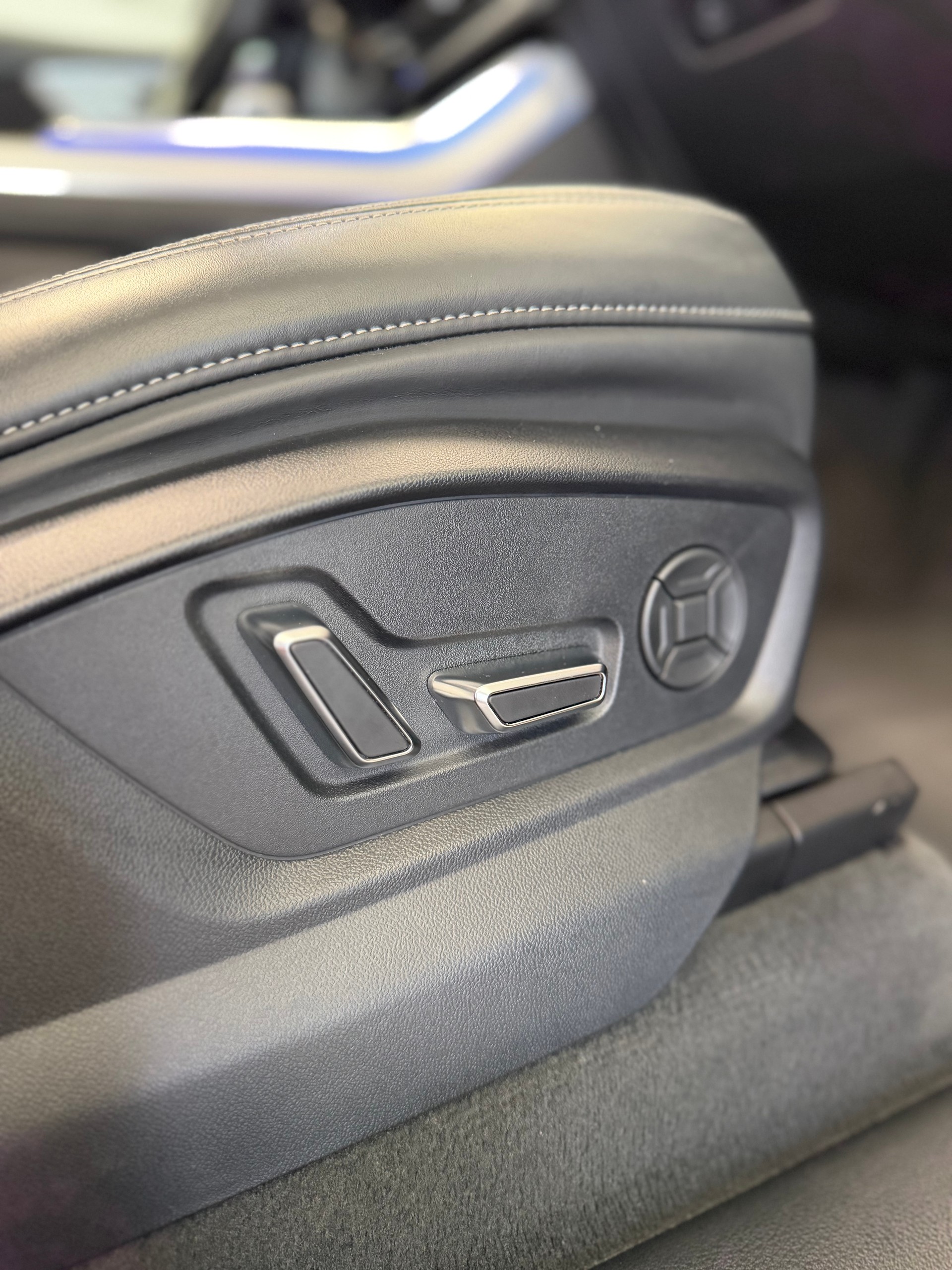 AUDI Q8 50 TDI quattro tiptronic-image-27