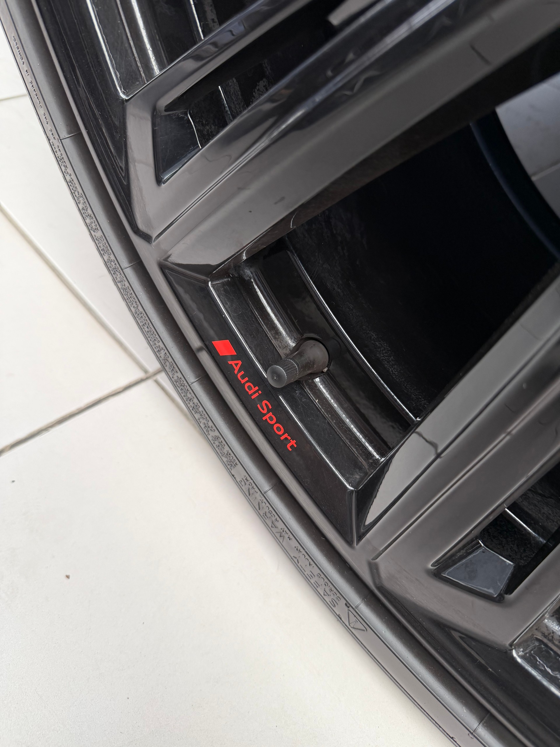 AUDI Q8 50 TDI quattro tiptronic-image-15