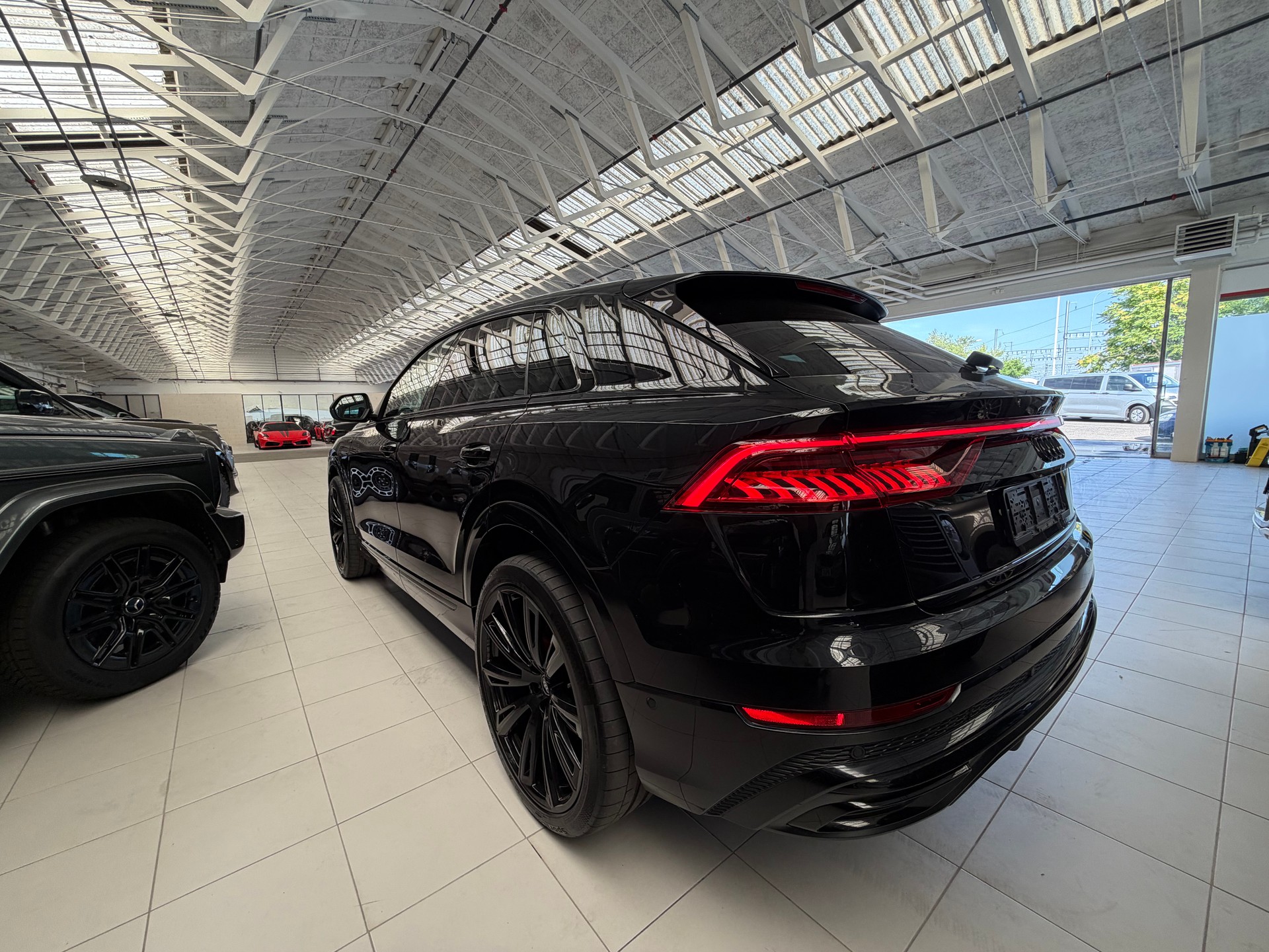 AUDI Q8 50 TDI quattro tiptronic-image-4