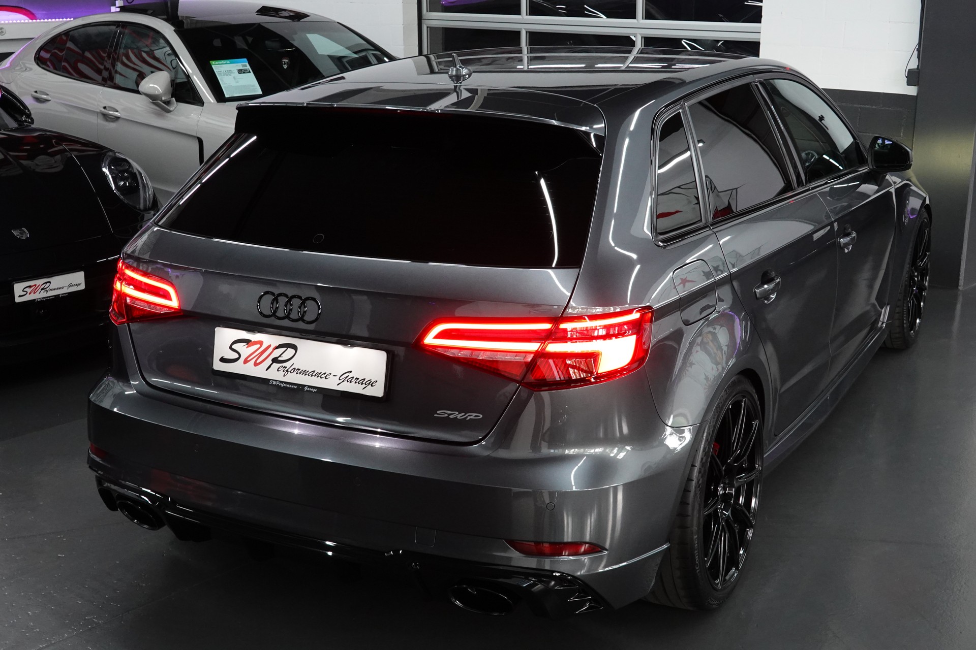 AUDI RS3 SPORTBACK 2.5 TSI QUATTRO S-TRONIC CH-FZ OHNE OPF // APR ON TOP-image-22