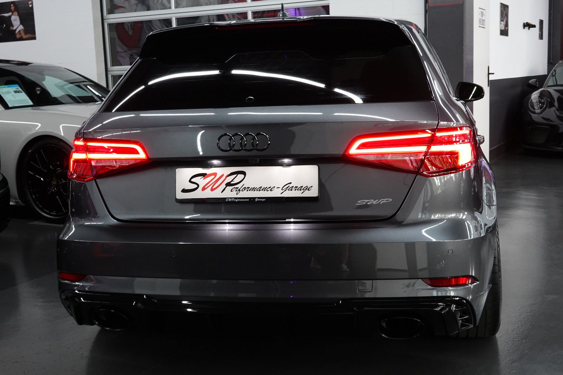 AUDI RS3 SPORTBACK 2.5 TSI QUATTRO S-TRONIC CH-FZ OHNE OPF // APR ON TOP-image-24
