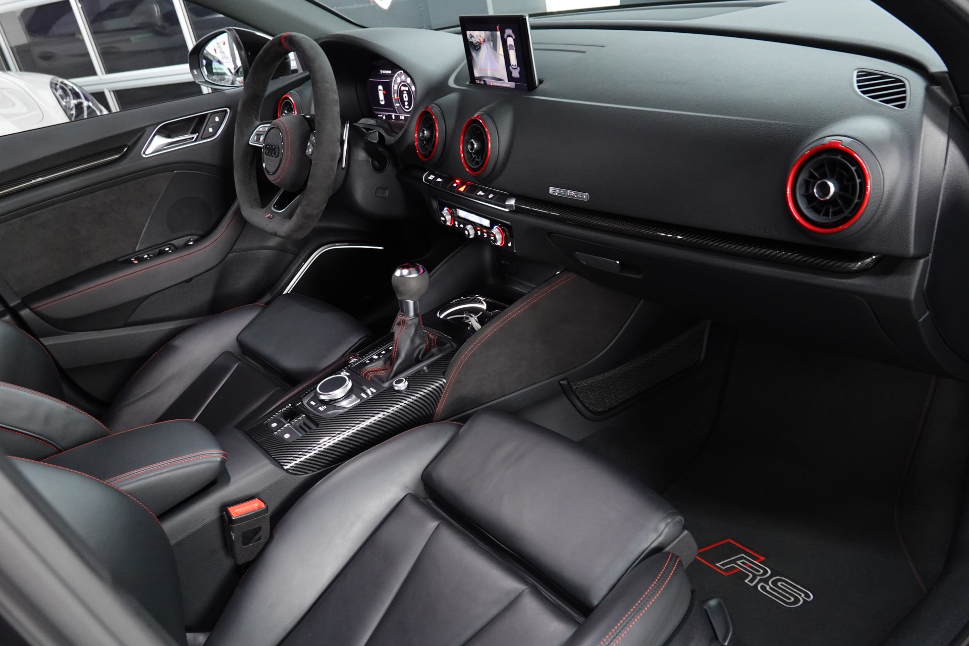 AUDI RS3 SPORTBACK 2.5 TSI QUATTRO S-TRONIC CH-FZ OHNE OPF // APR ON TOP-image-39