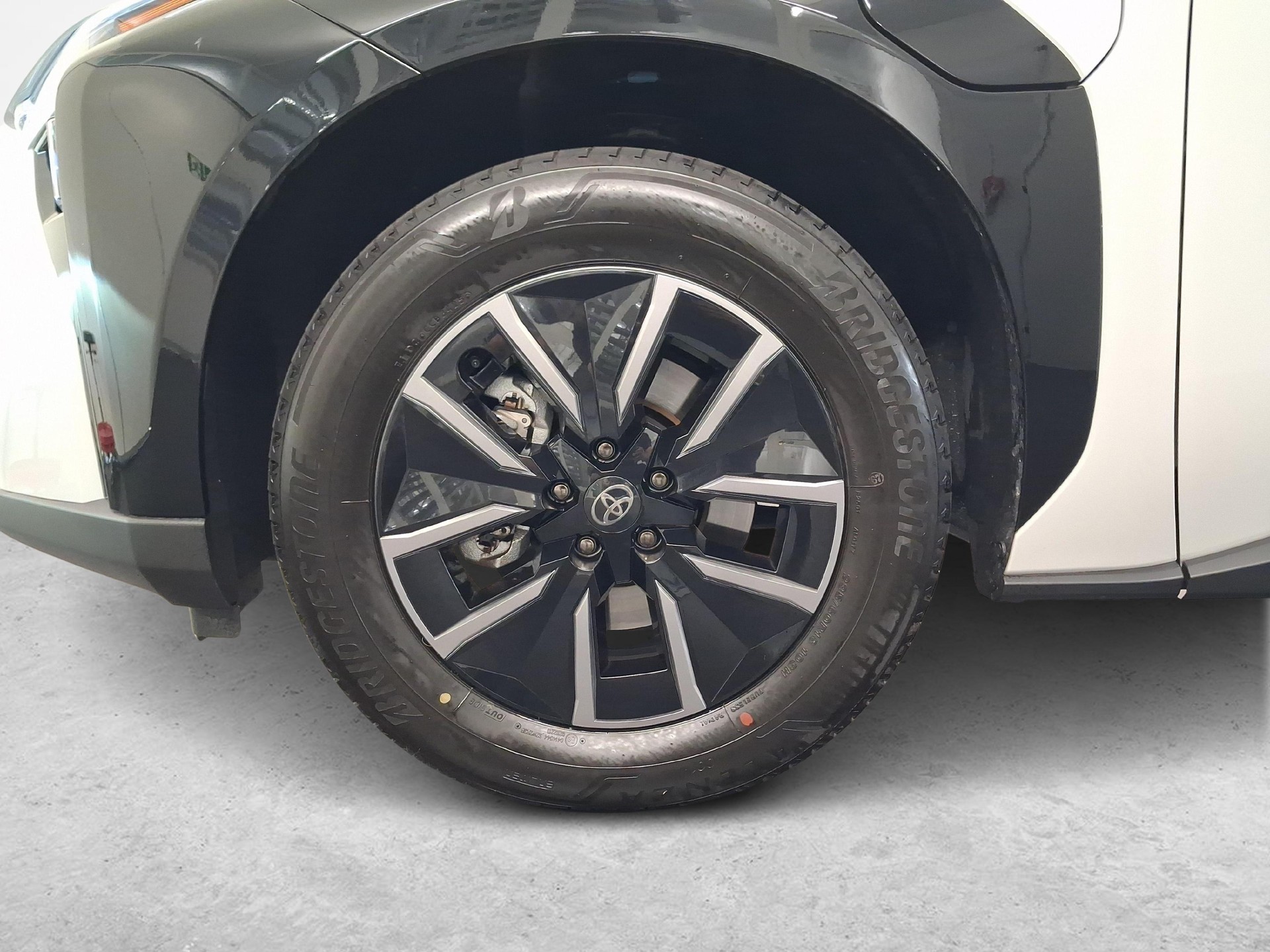 TOYOTA bZ4X Style-image-14