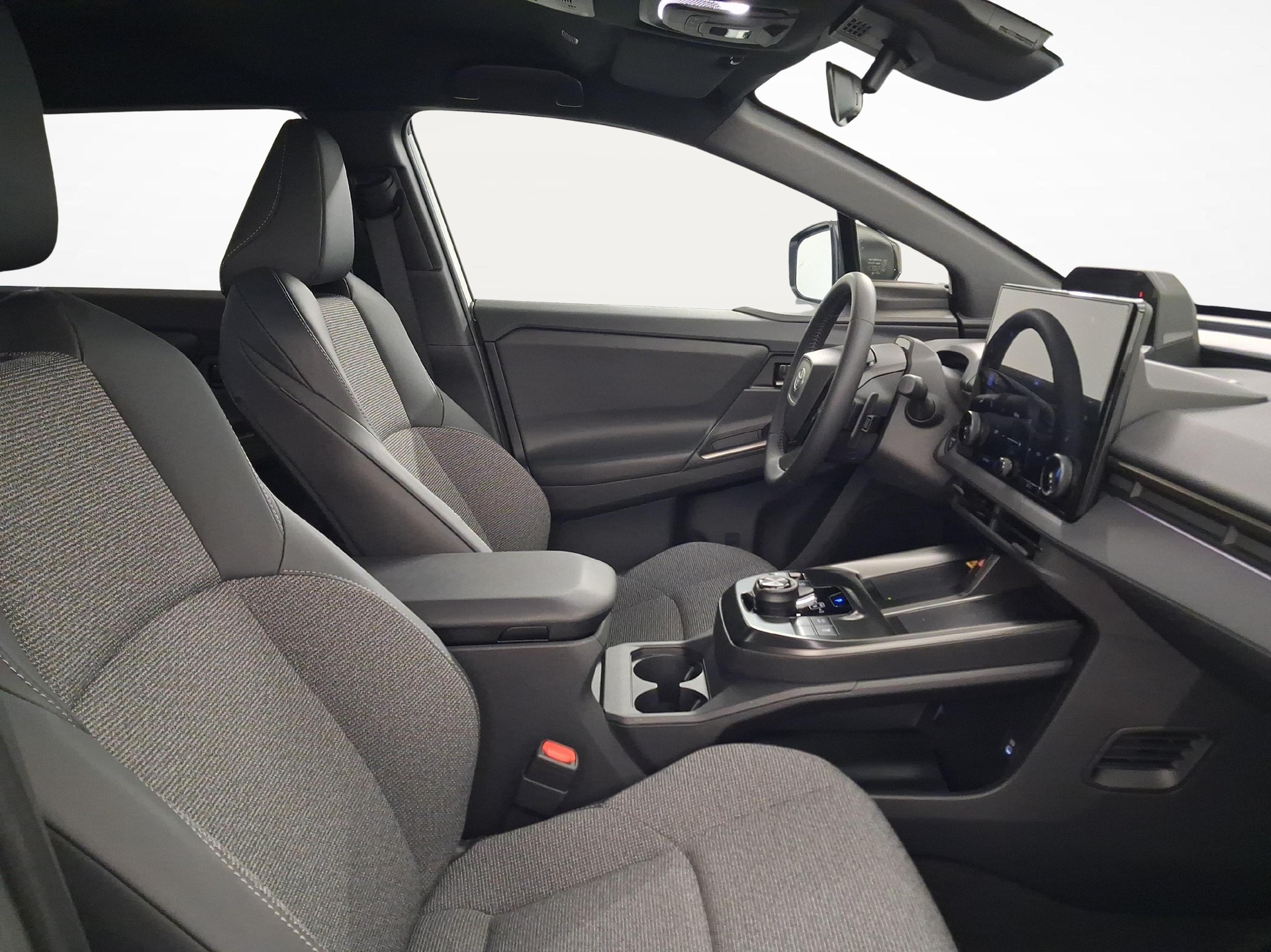 TOYOTA bZ4X Style-image-9