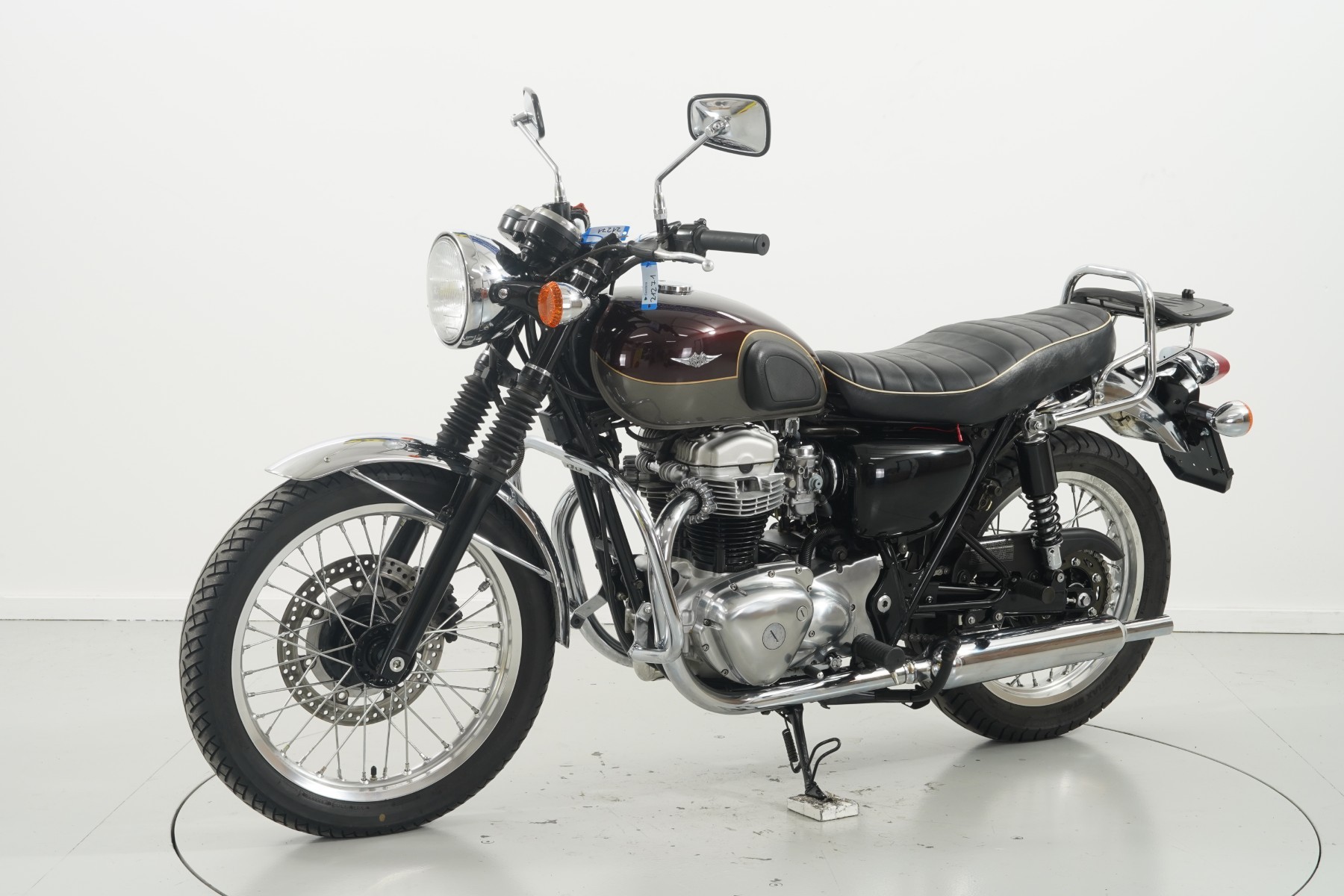 KAWASAKI W 650-showroom-element-2