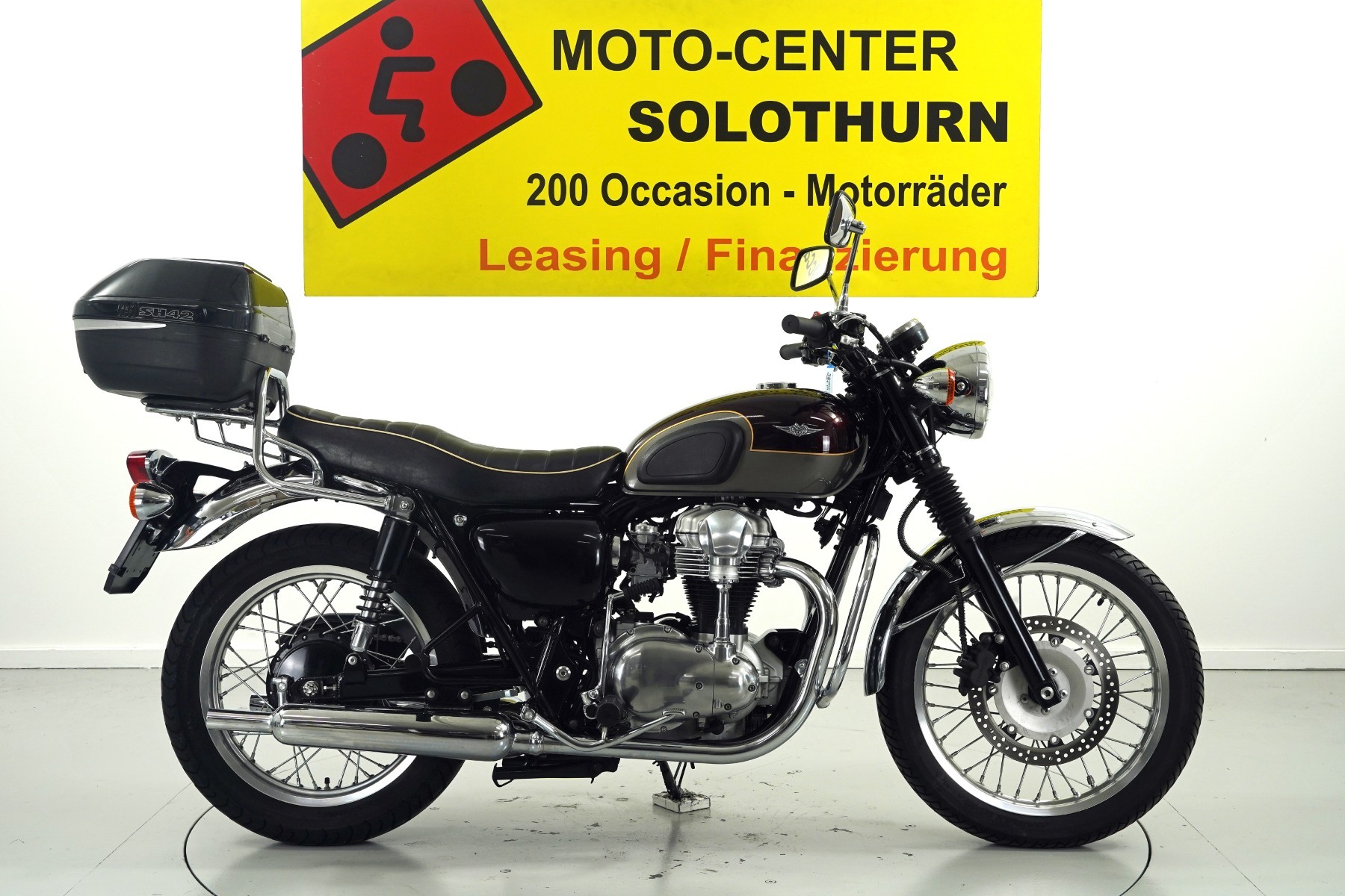 KAWASAKI W 650