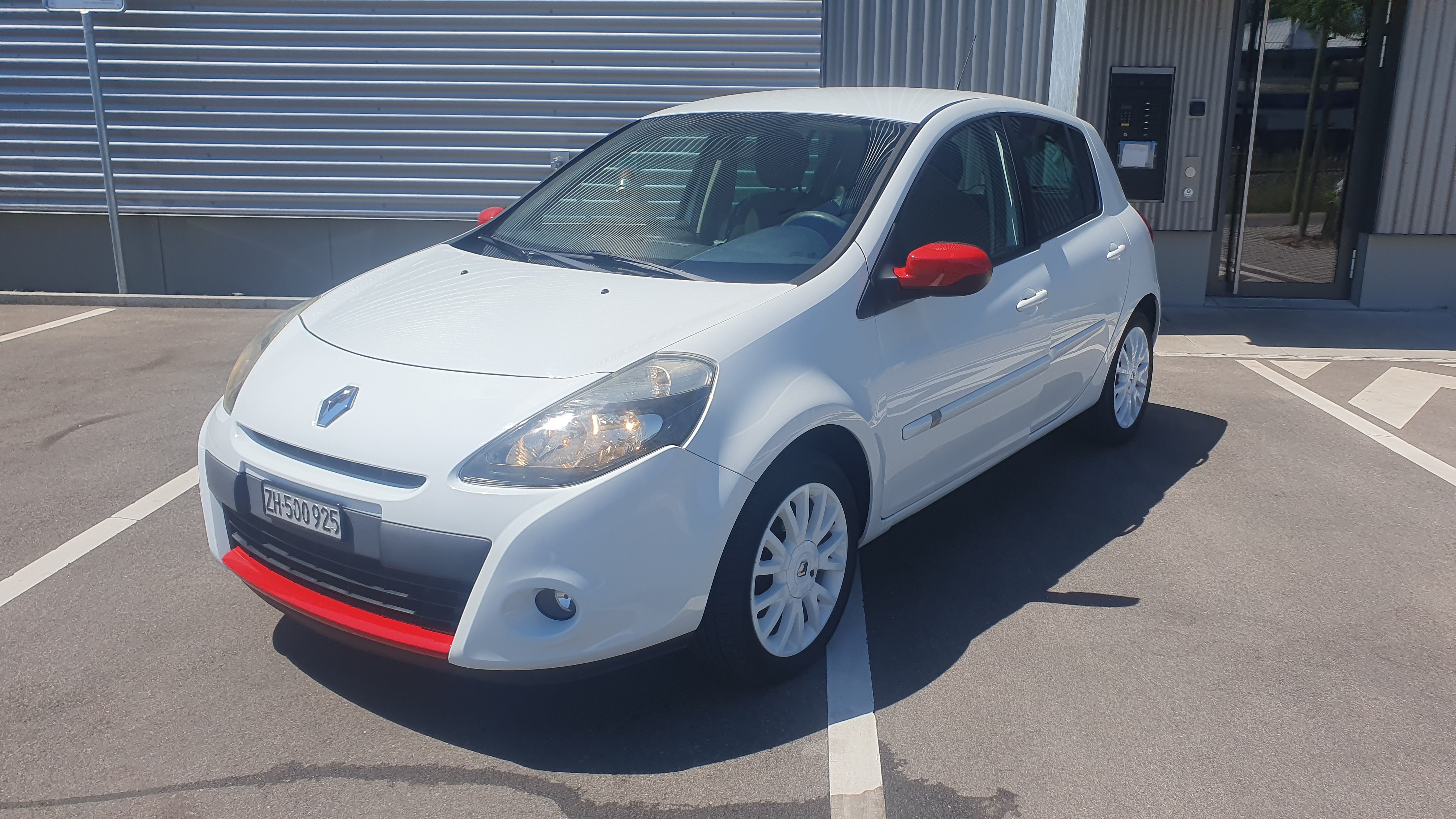 Car photo