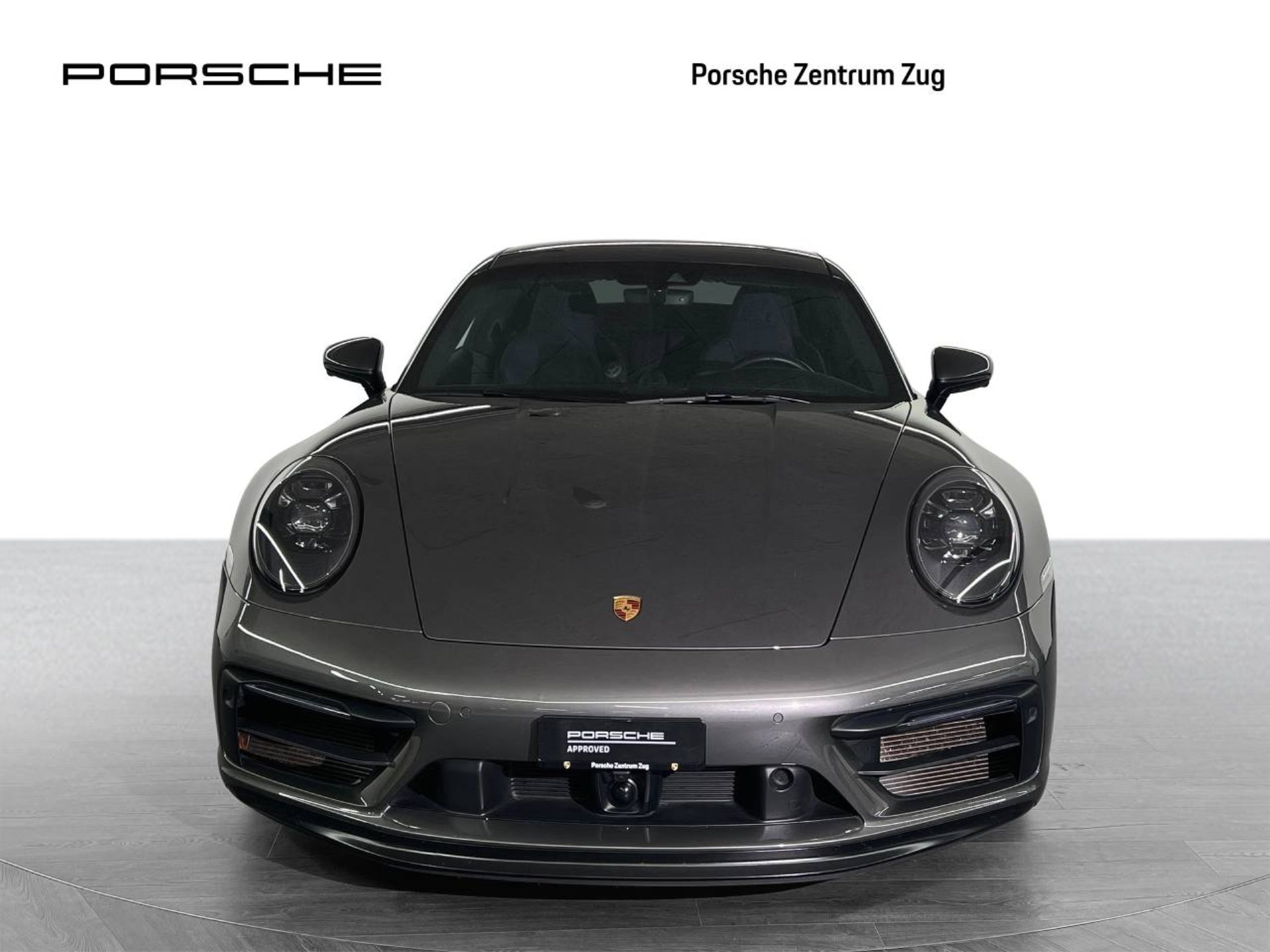 PORSCHE 911 Carrera 4 GTS-image-5