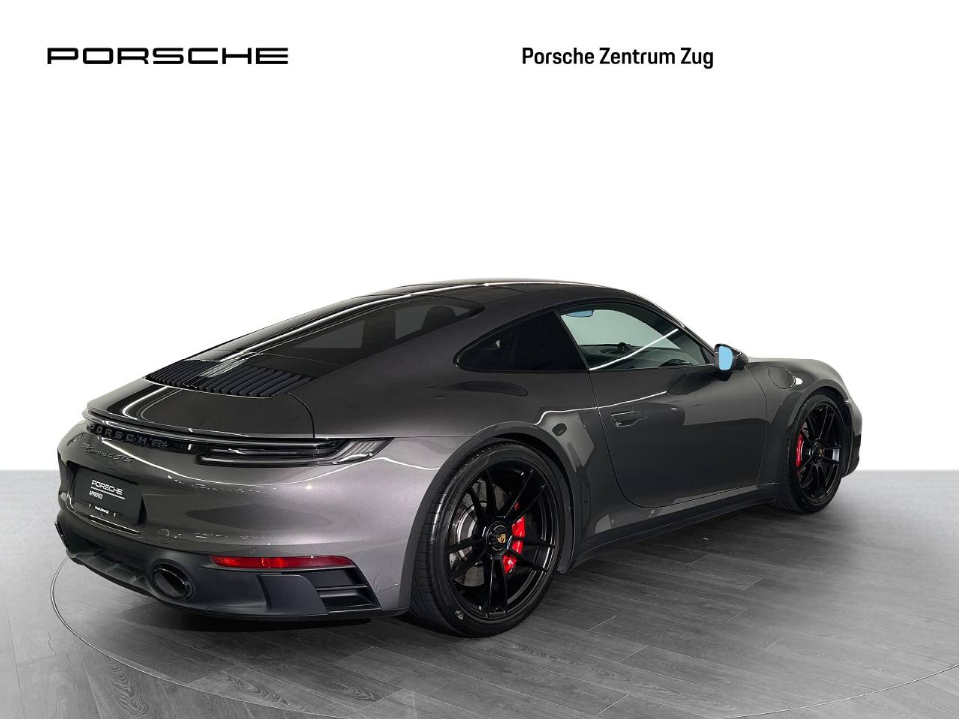 PORSCHE 911 Carrera 4 GTS-image-8