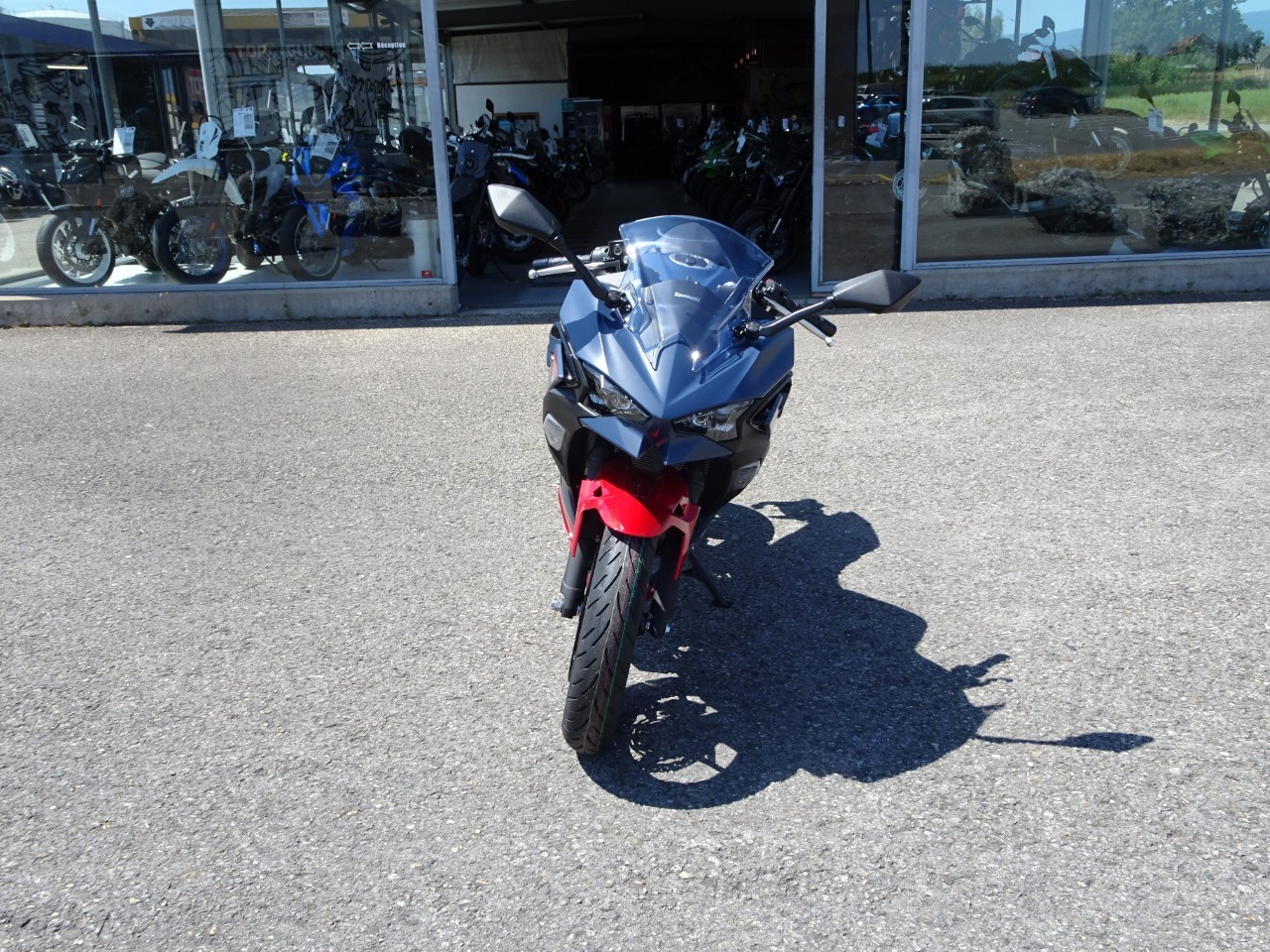 KAWASAKI Ninja 500 SE-showroom-element-2