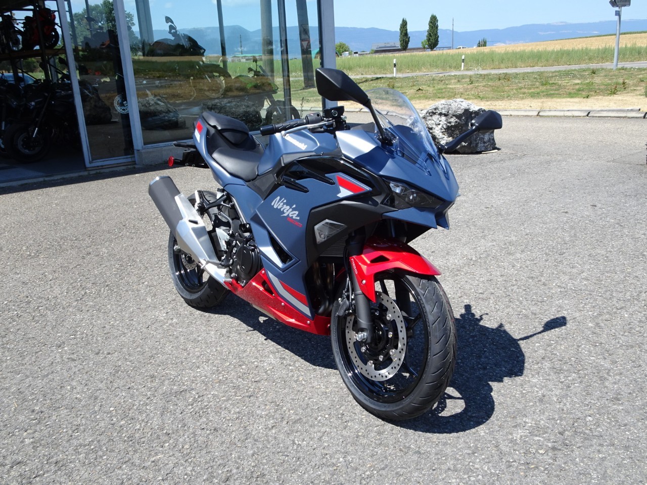 KAWASAKI Ninja 500 SE-showroom-element-1