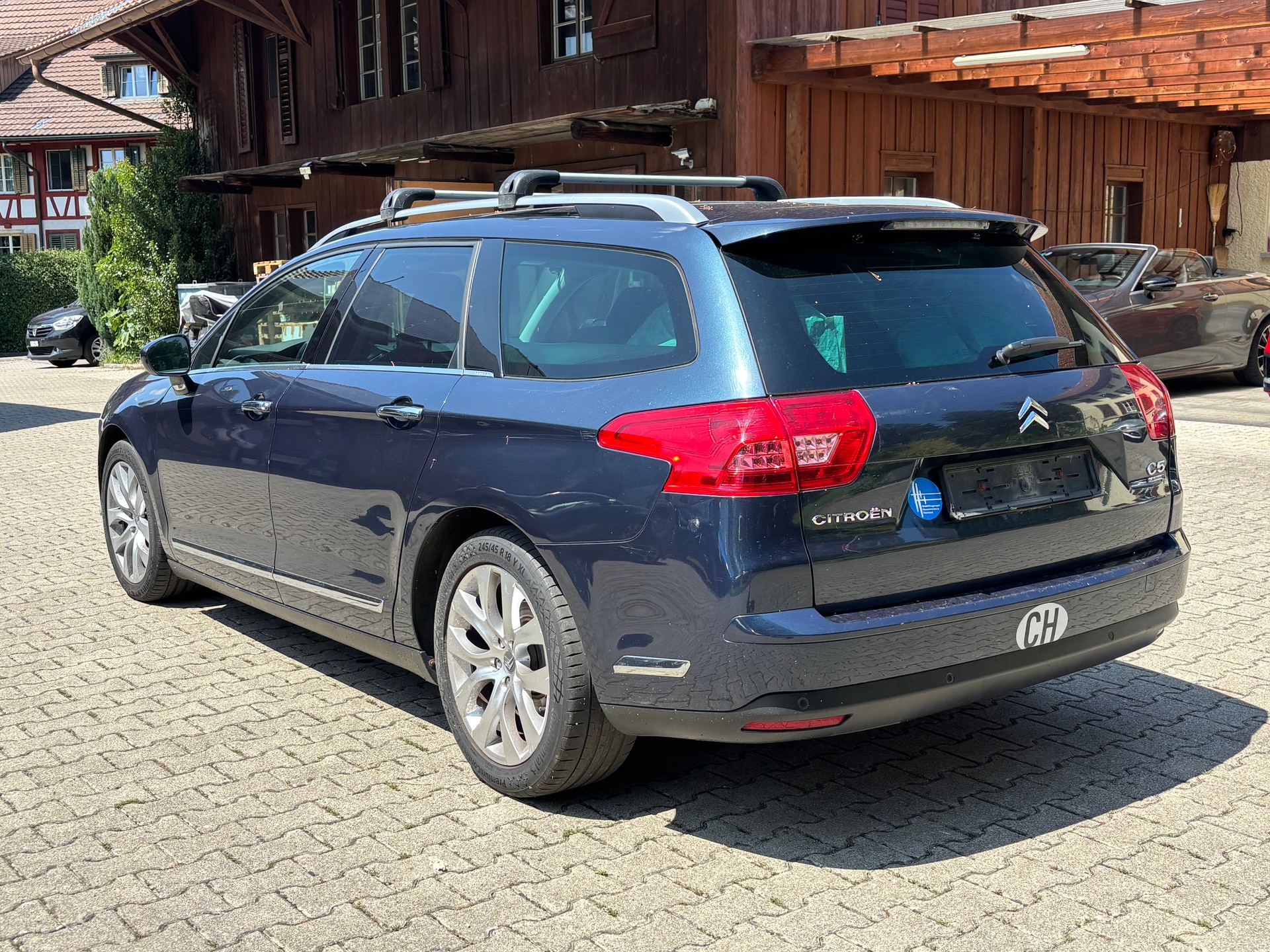 CITROEN C5 Tourer 2.0i Exclusive Automatic-image-5