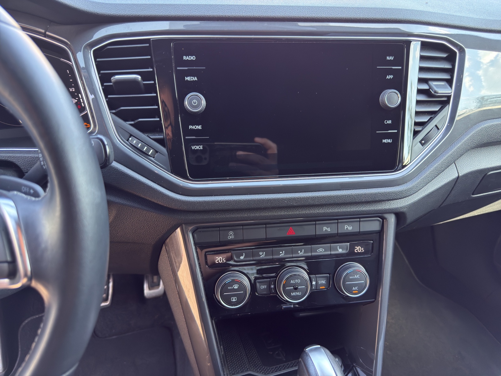 VW T-Roc 2.0 TDI SCR Sport DSG 4Motion-image-0