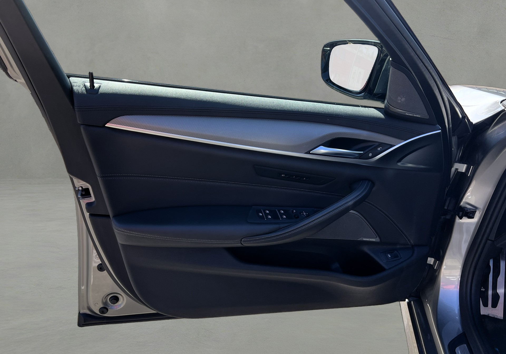 BMW M5 xDrive Drivelogic-image-20