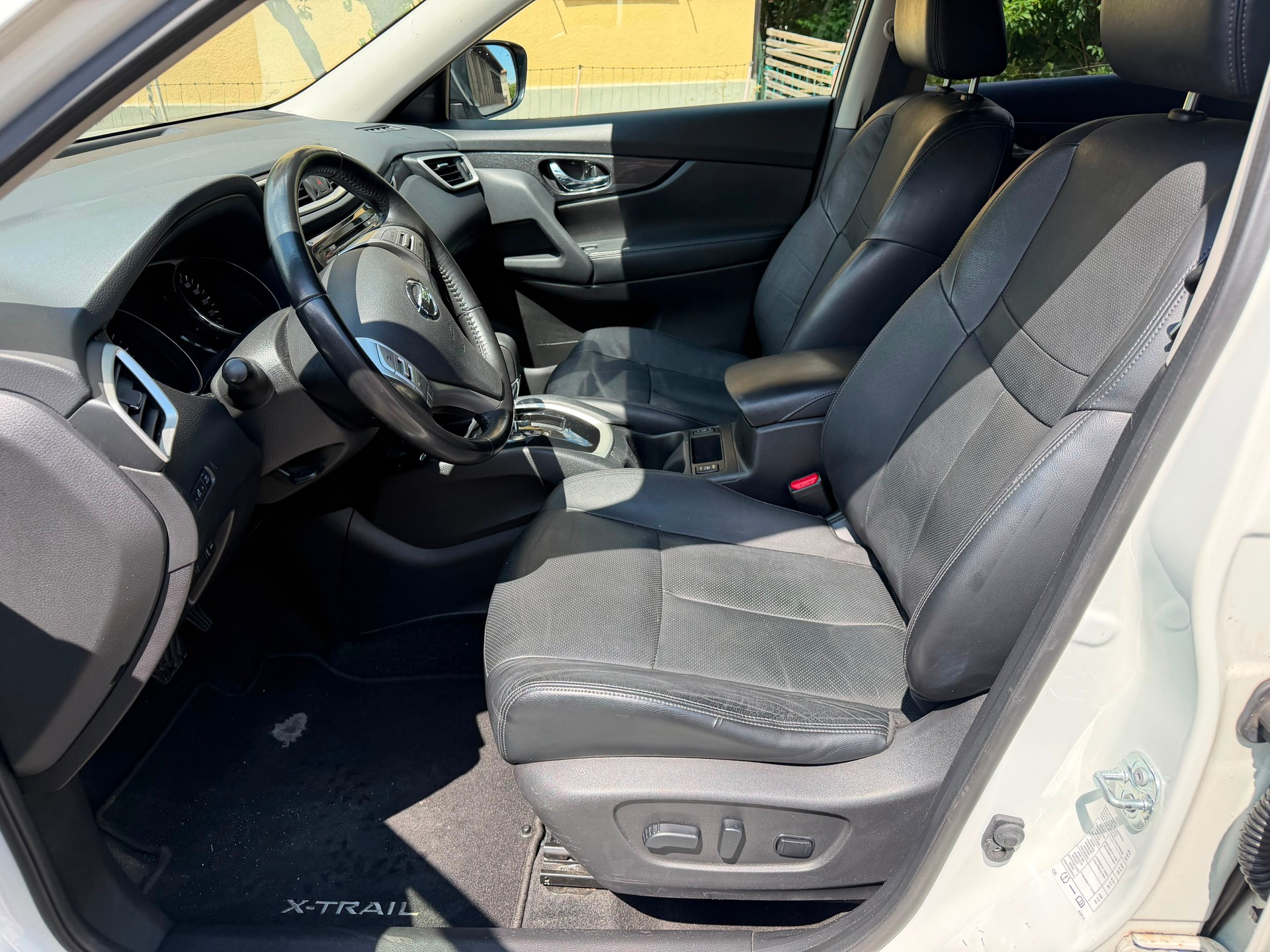 NISSAN X-Trail 1.6 dCi tekna Xtronic CVT-image-8