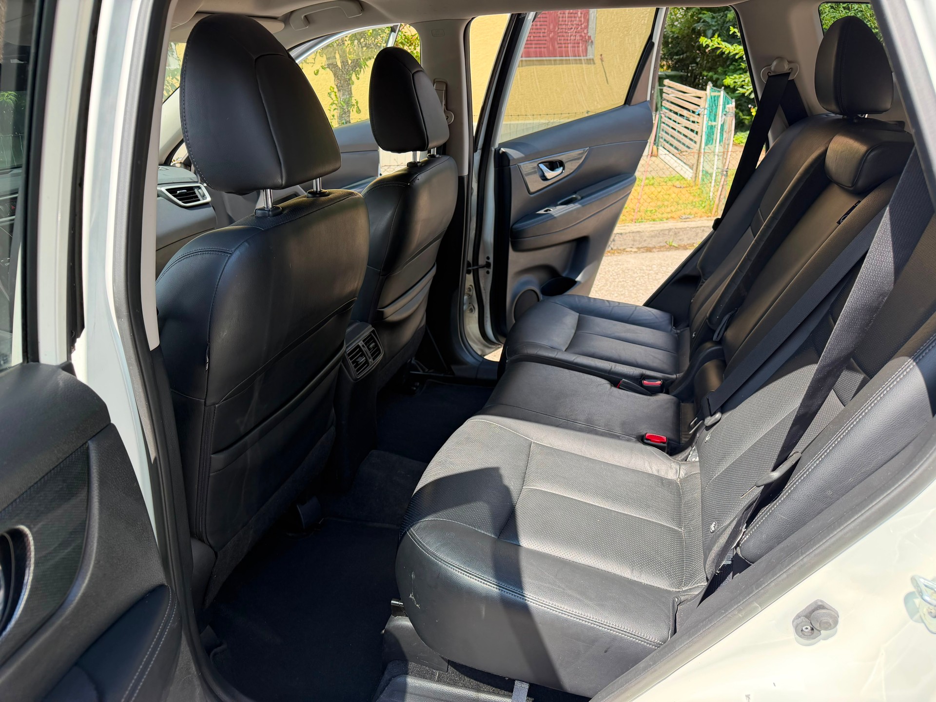 NISSAN X-Trail 1.6 dCi tekna Xtronic CVT-image-11