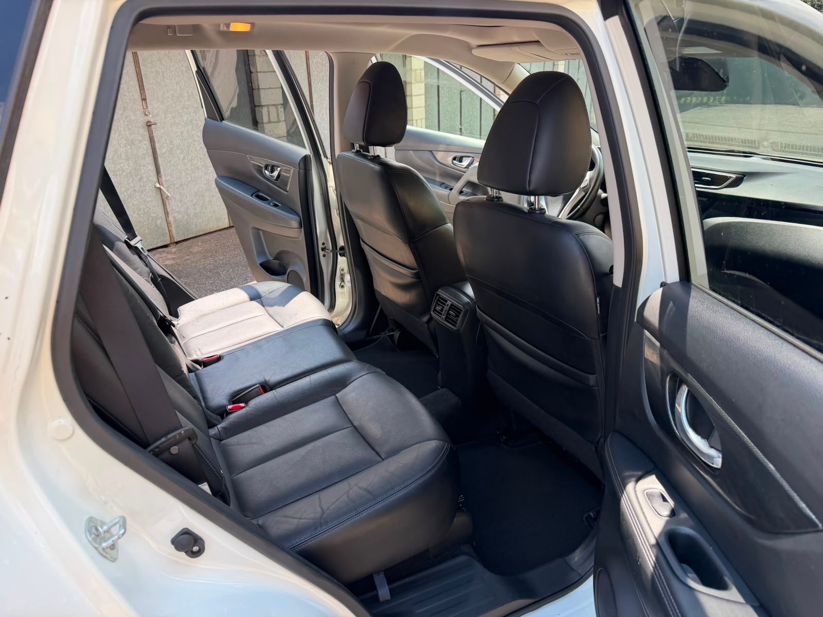 NISSAN X-Trail 1.6 dCi tekna Xtronic CVT-image-13