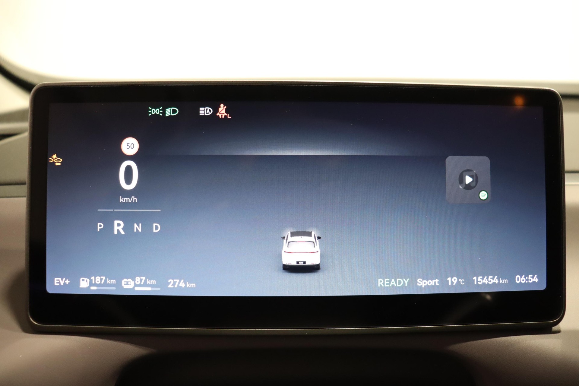LEAPMOTOR C10 1.5 REEV Design-image-15