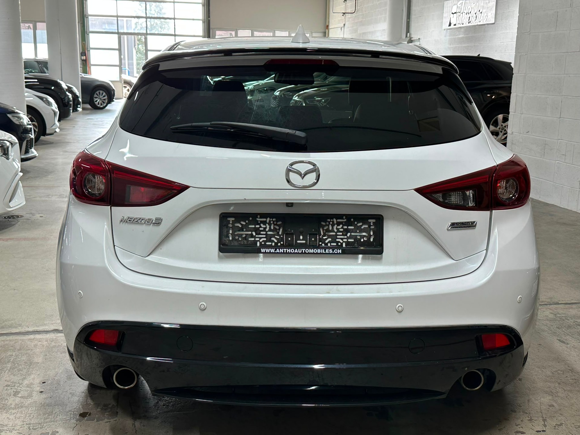 MAZDA 3 SKYACTIV-G 165 Revolution-image-5