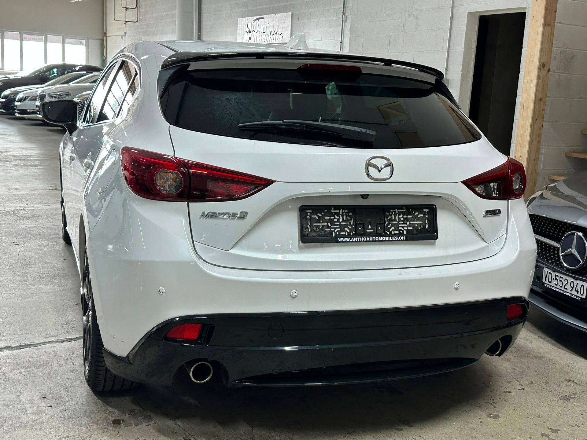 MAZDA 3 SKYACTIV-G 165 Revolution-image-3