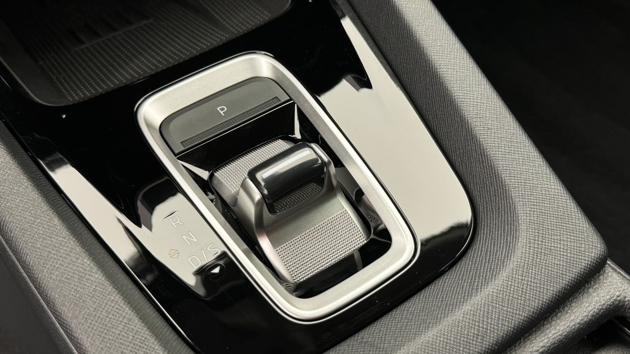 SKODA Octavia Combi 2.0 TDI DSG Selection-image-10