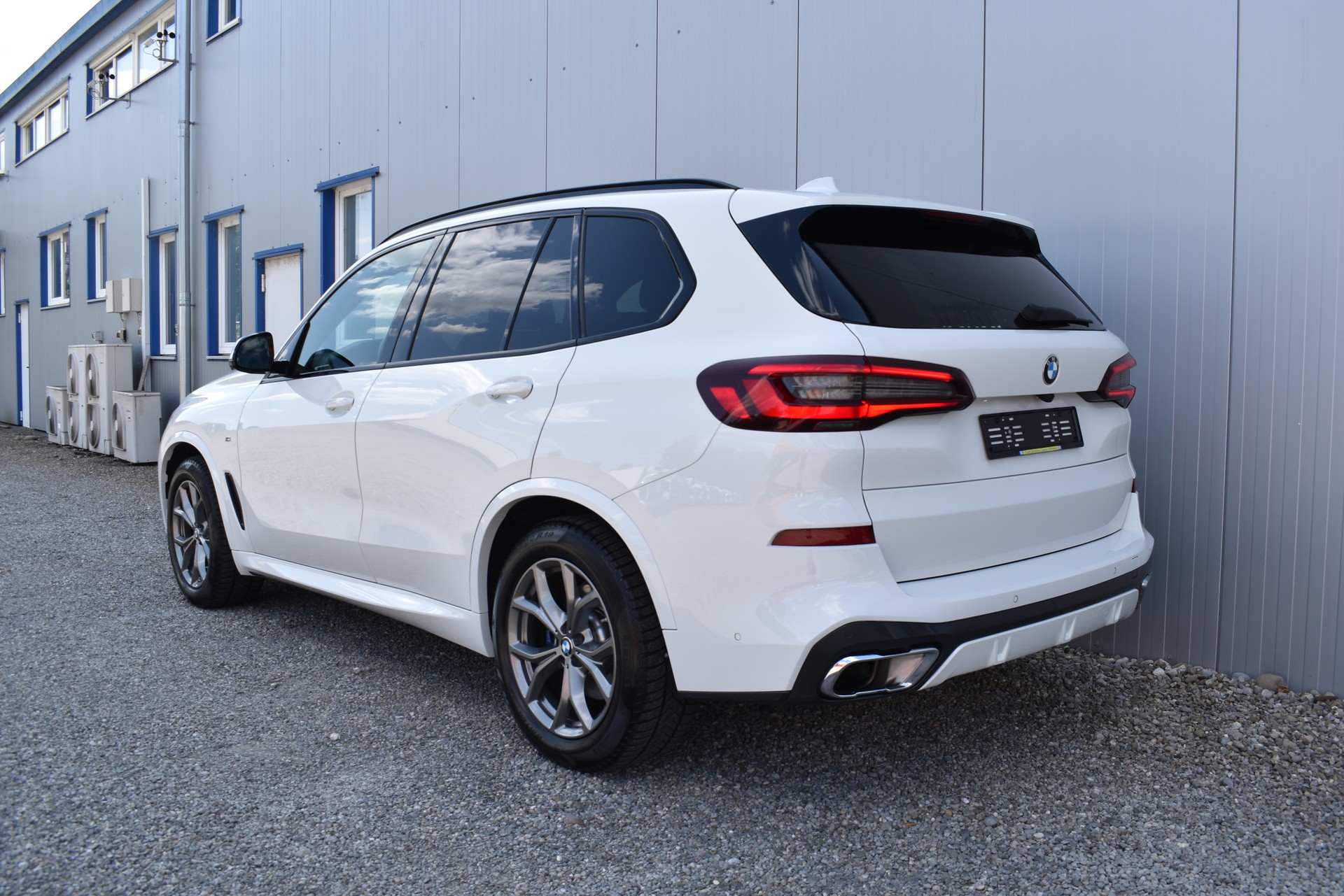 BMW X5 xDrive 30d-image-3