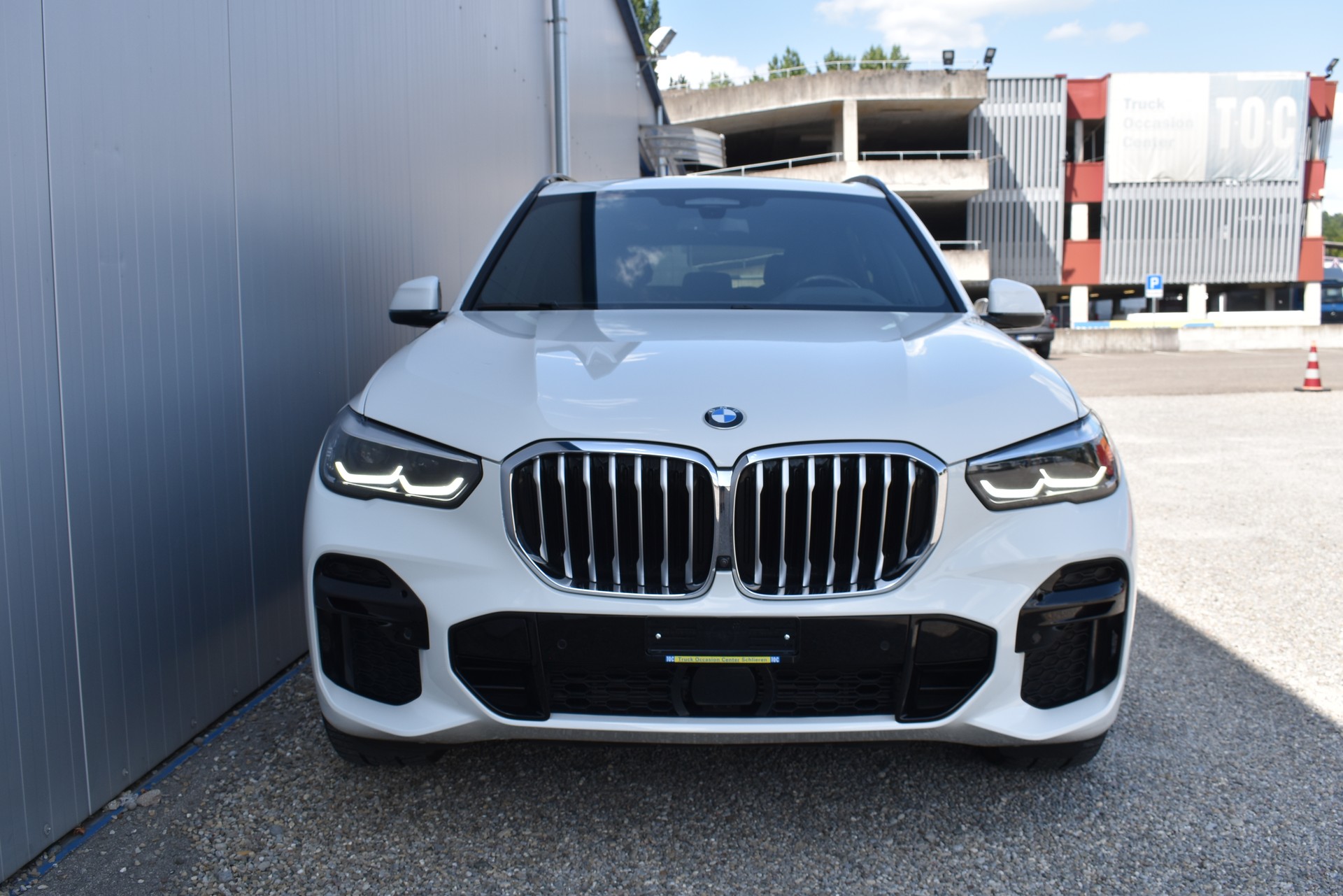 BMW X5 xDrive 30d-image-5