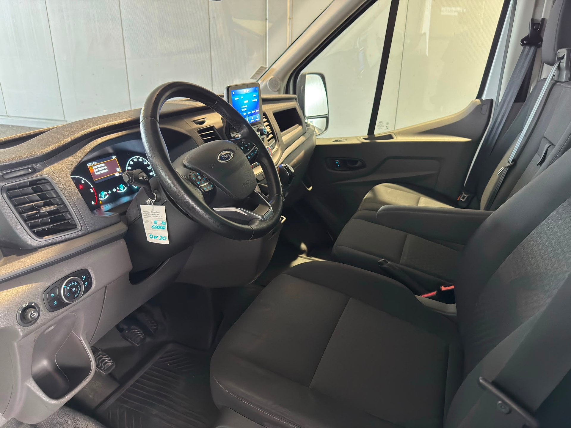 FORD Transit Van 350 L3H2 2.0 EcoBlue 185 Limited-image-14