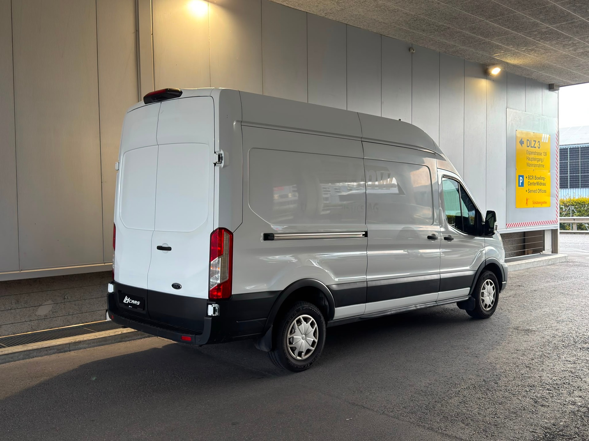FORD Transit Van 350 L3H2 2.0 EcoBlue 185 Limited-image-4