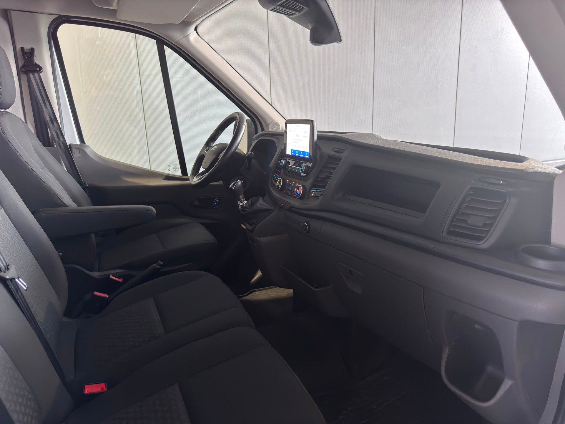 FORD Transit Van 350 L3H2 2.0 EcoBlue 185 Limited-image-10
