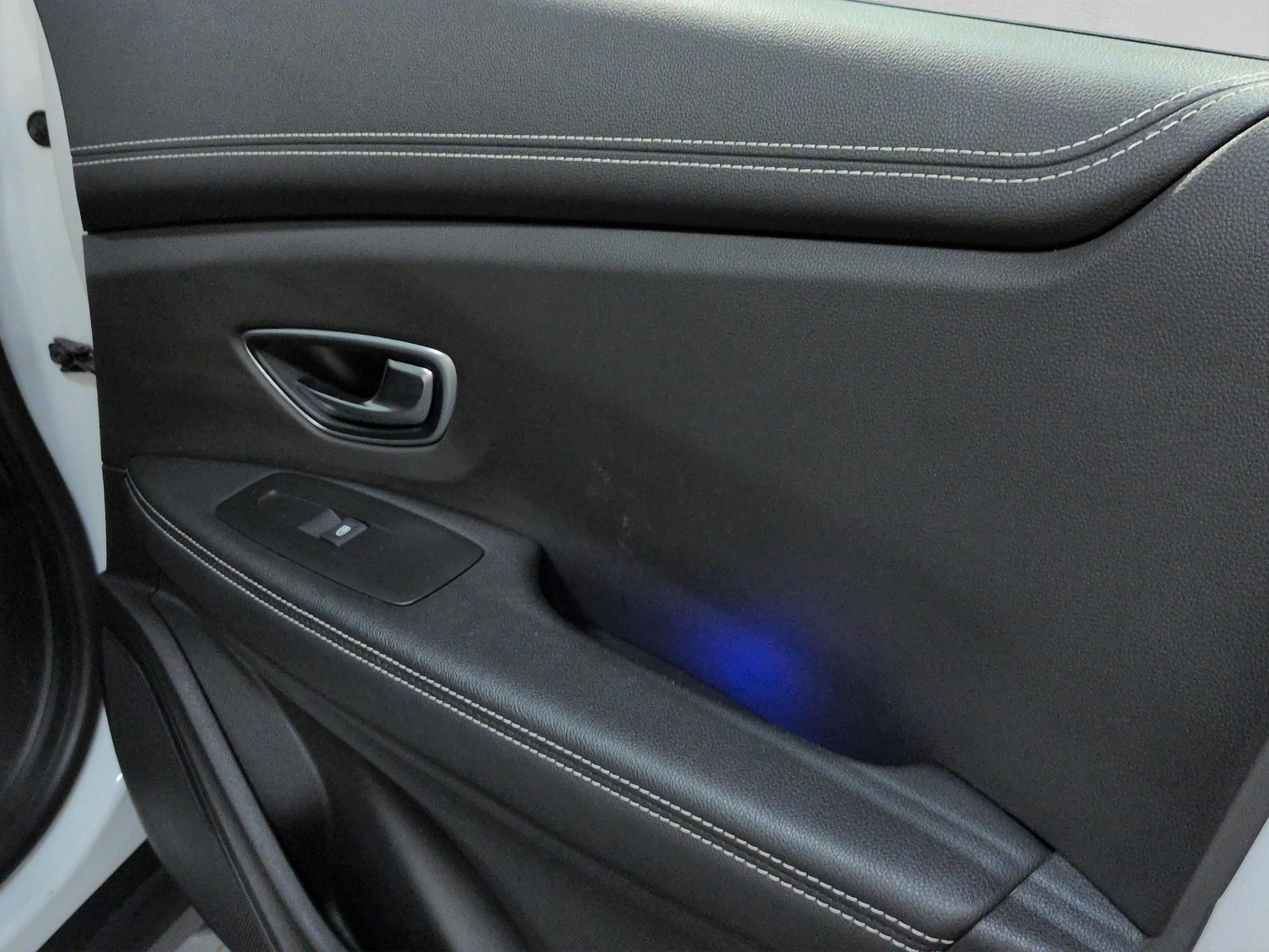 RENAULT Grand Scénic 1.3 16V Intens Pack Advantage EDC-image-22