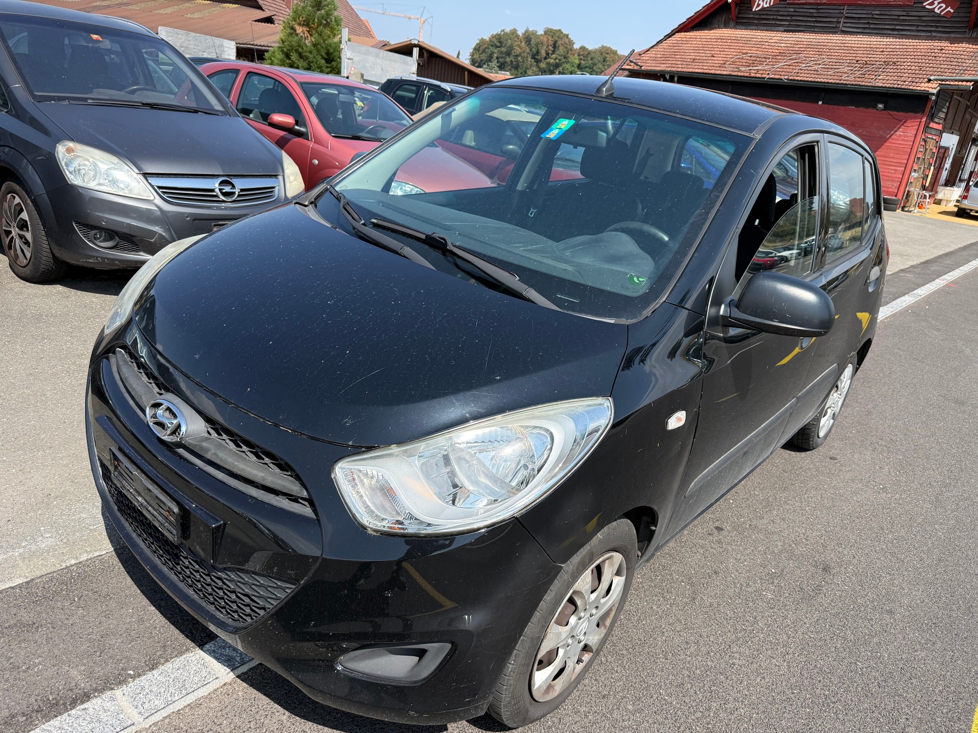 HYUNDAI i10 1.1 Comfort-image-3